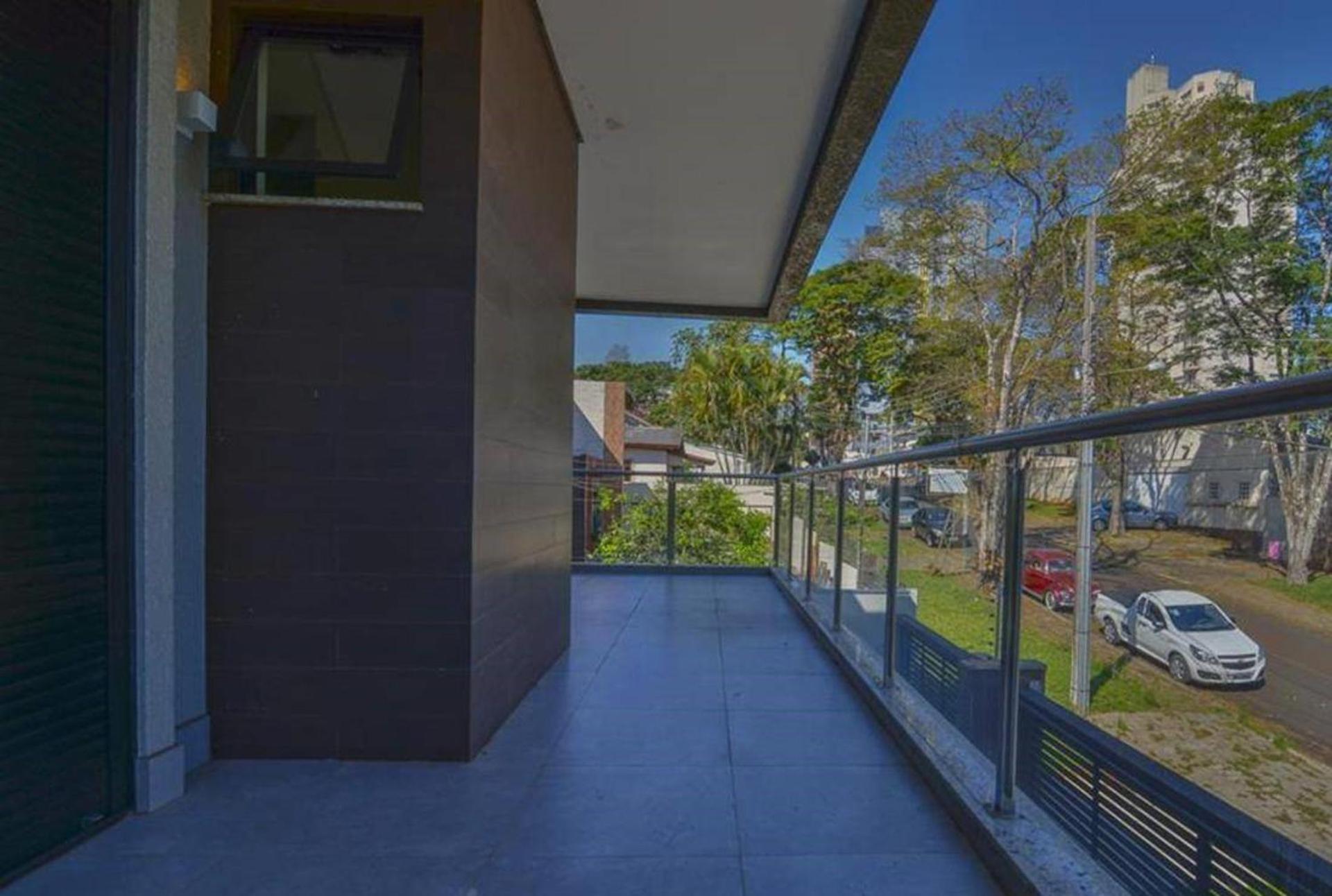 Casa moderna no centro próxima a atrações turísticas