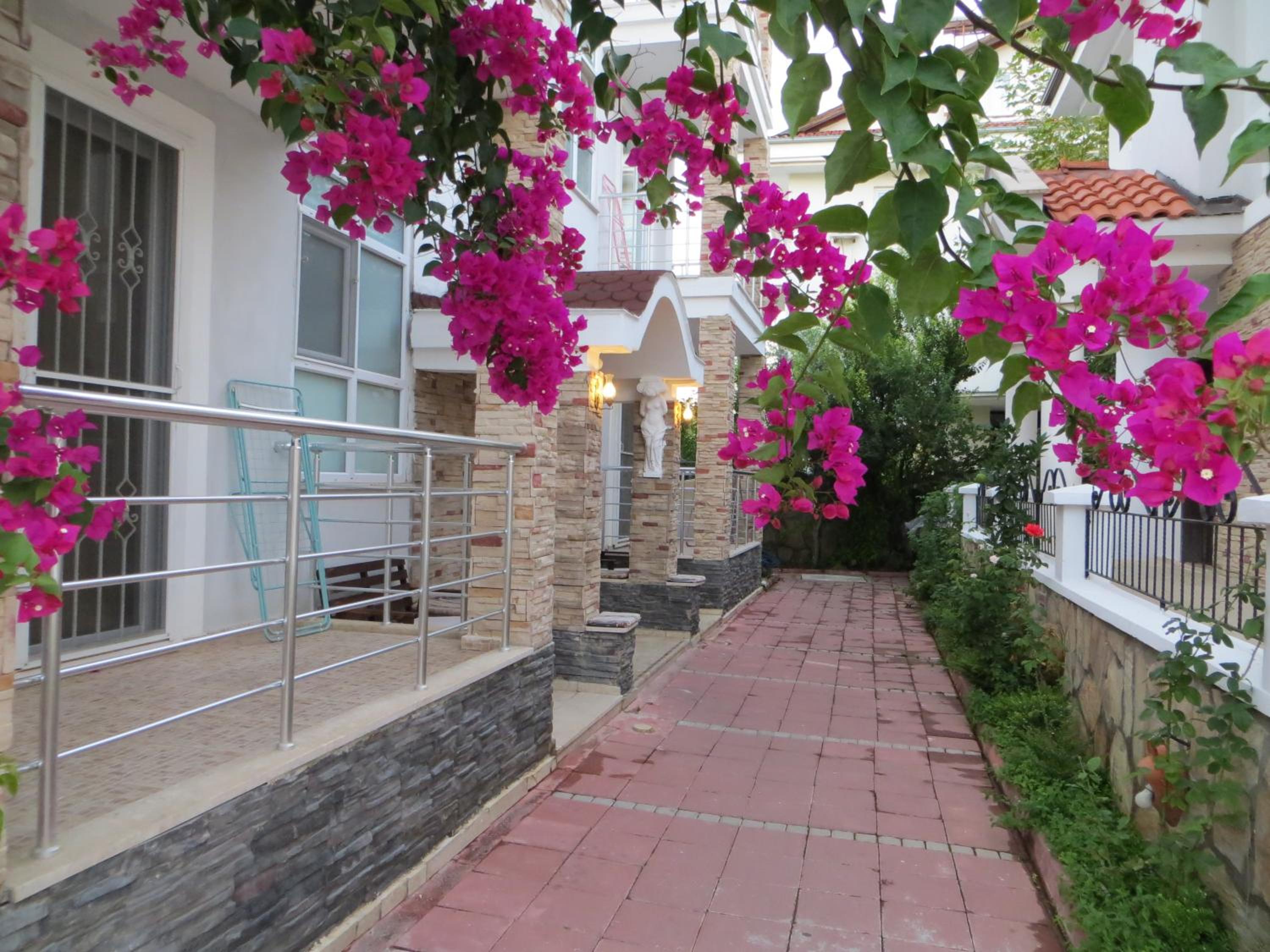 Stella Classic Apartments view 4