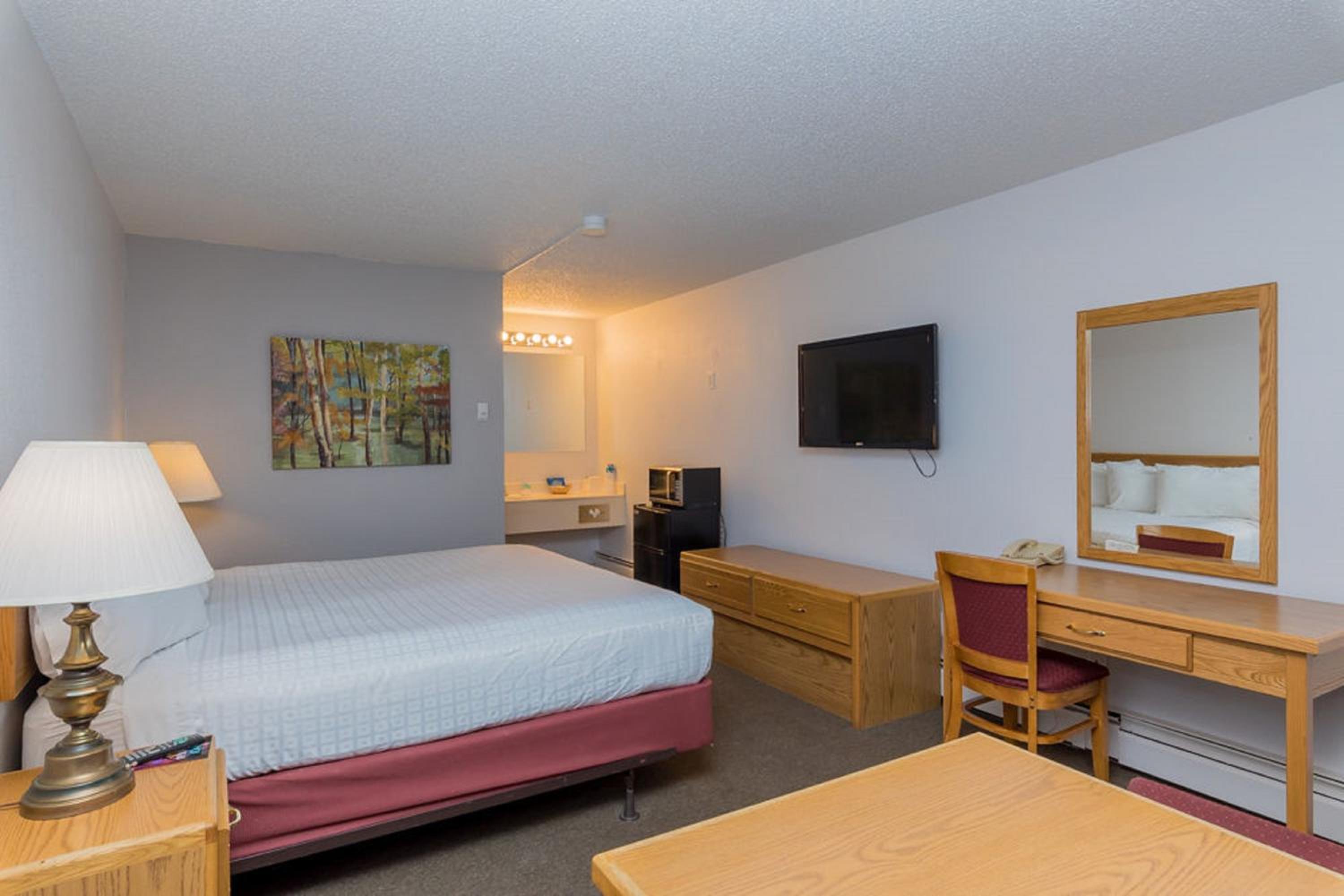Rock Springs Vacations - Motel 8 Rock Springs - Property Image 9