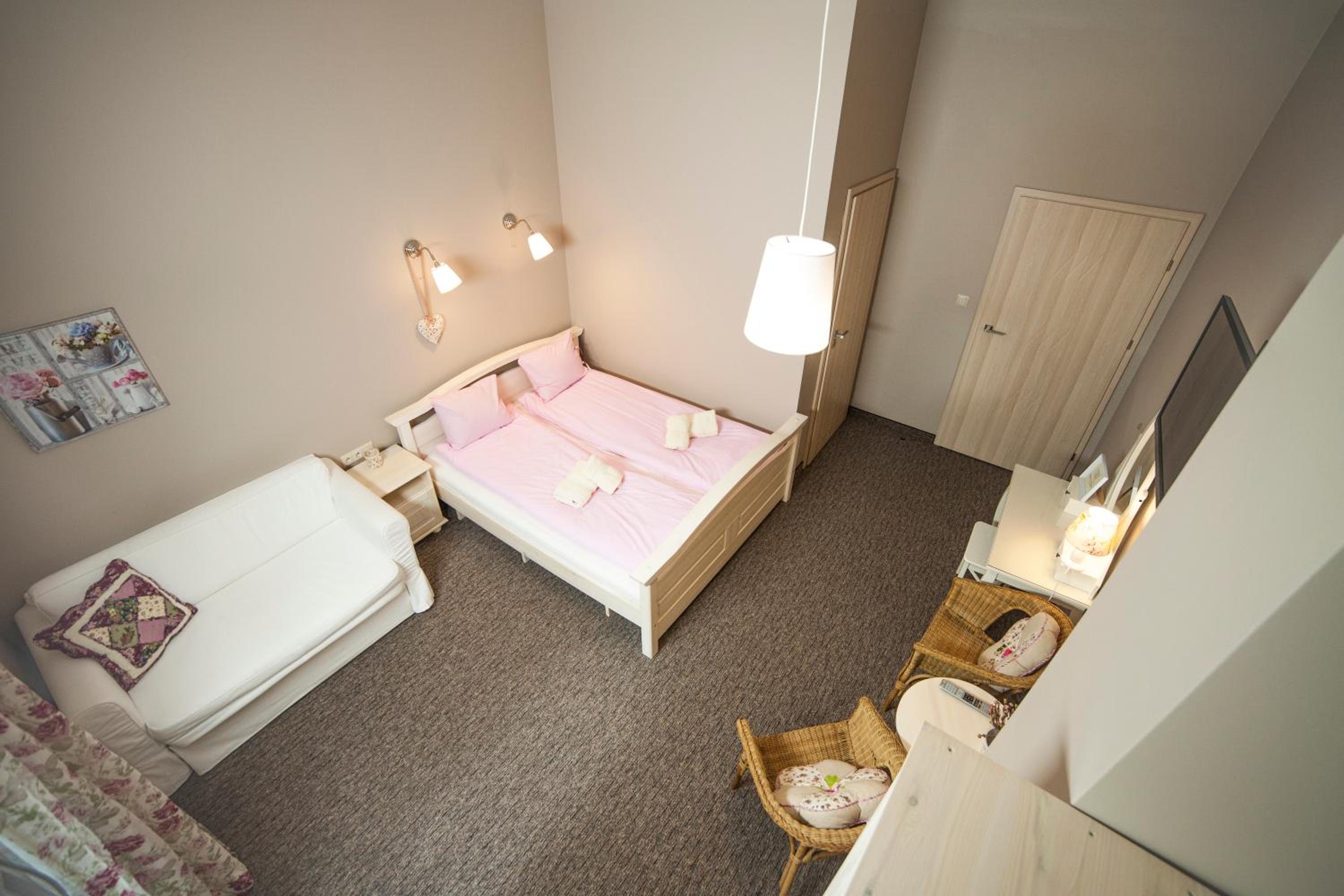 Photo 43
