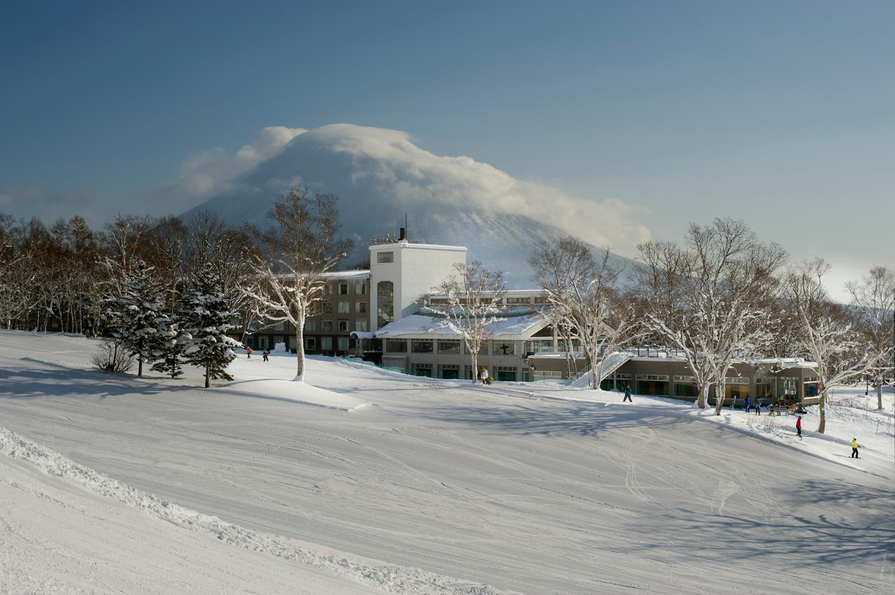 Hotel The Green Leaf, Niseko Village - Image 1