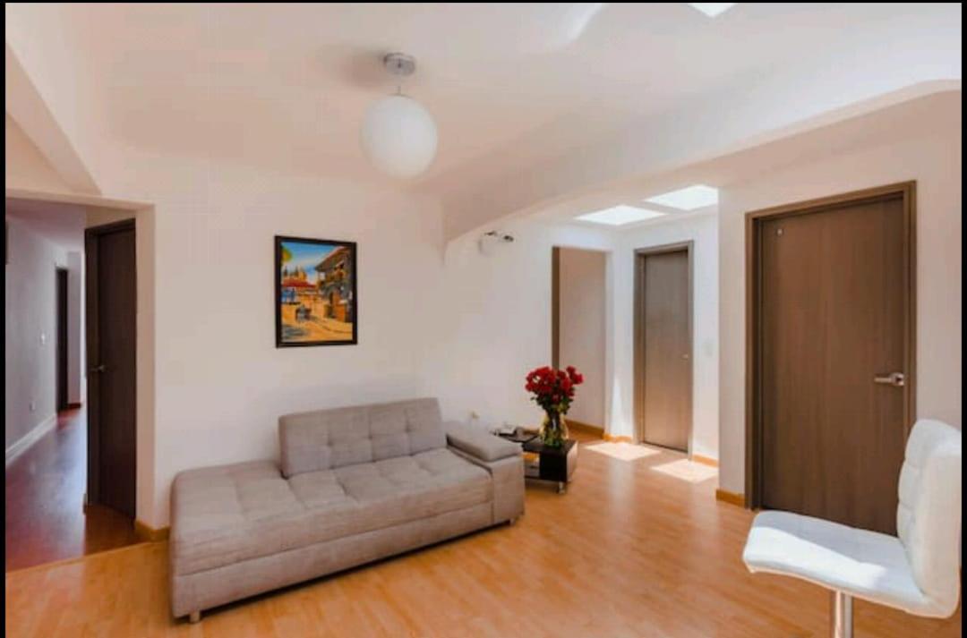 Hospedaje Sary House