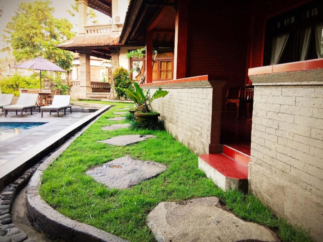 Pande Permai Bungalows