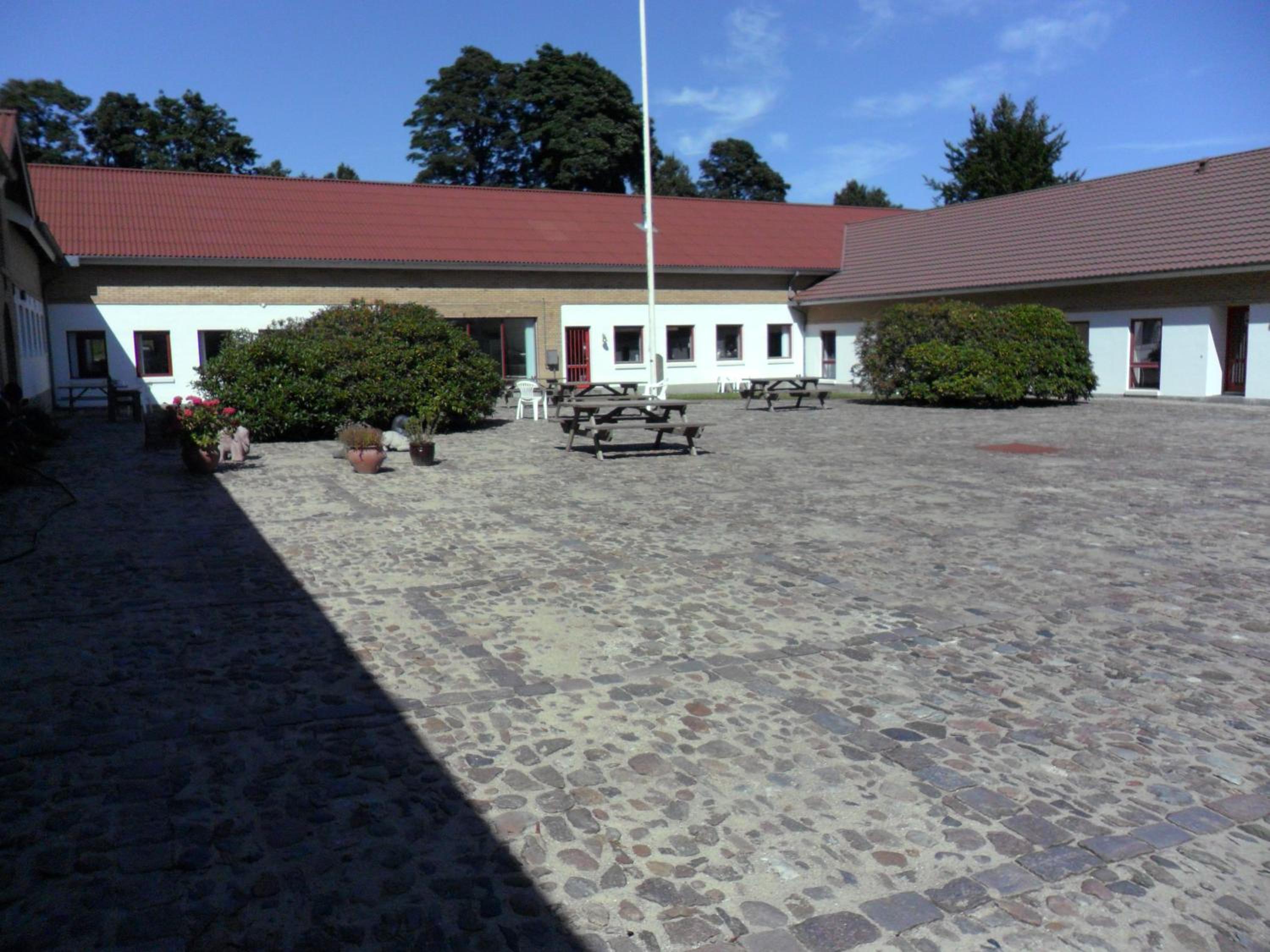 Thise Ladegaard