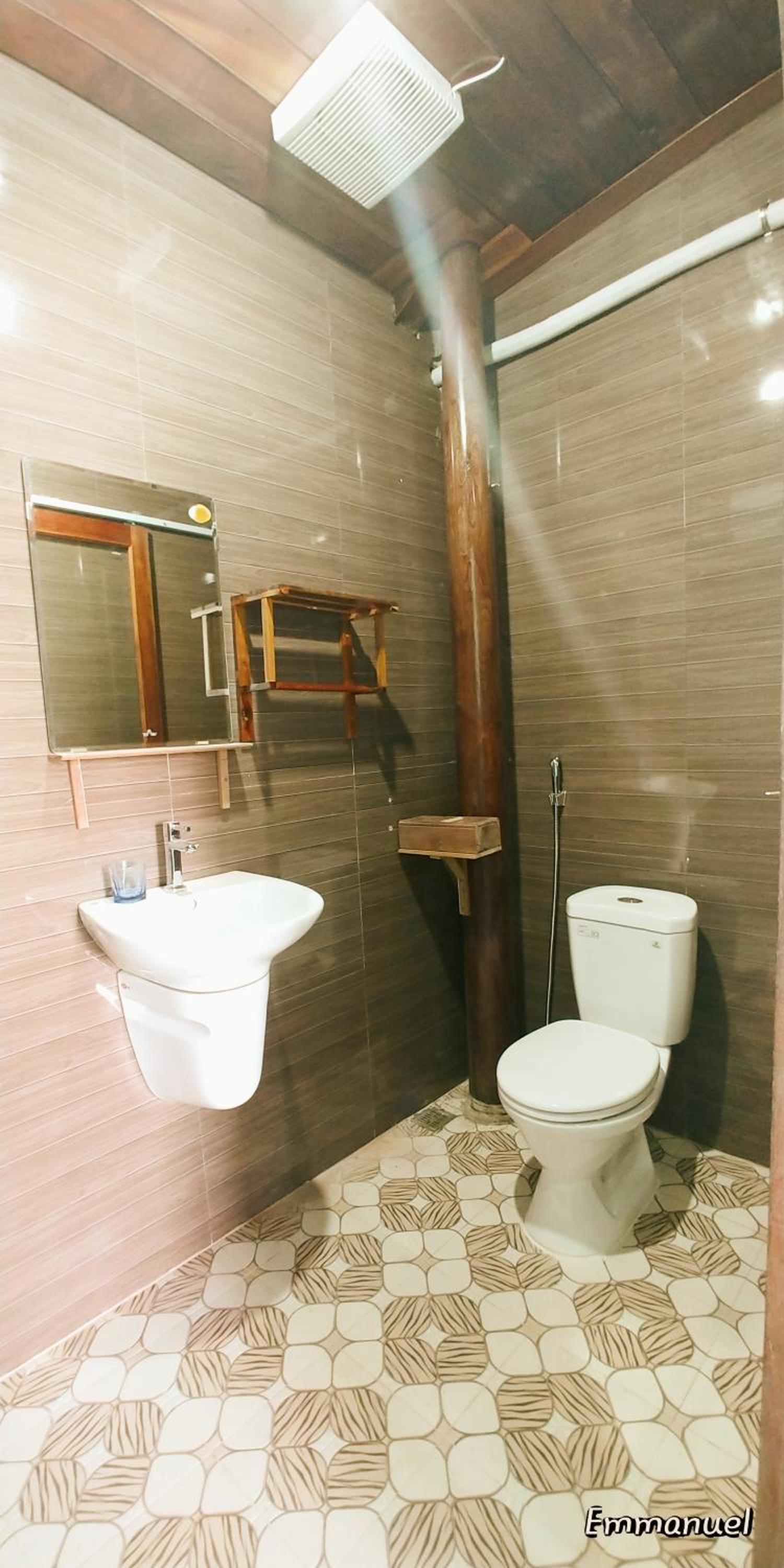 Photo 42