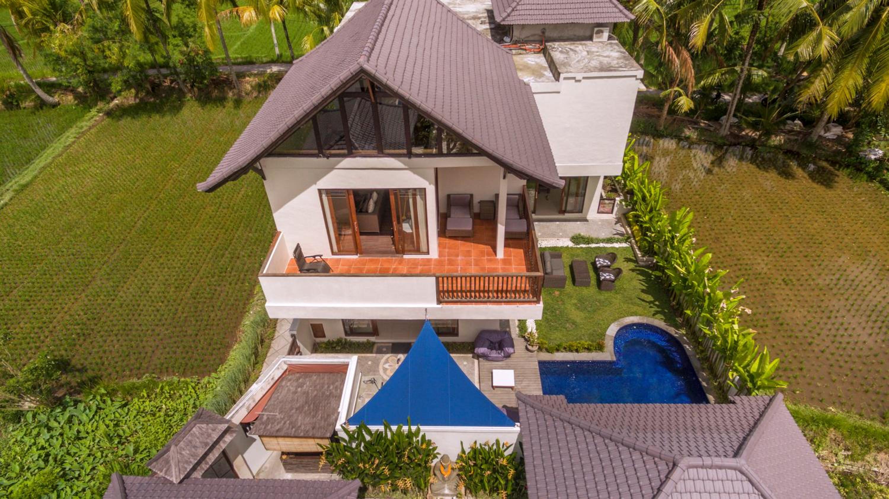 Solo Villas & Retreat