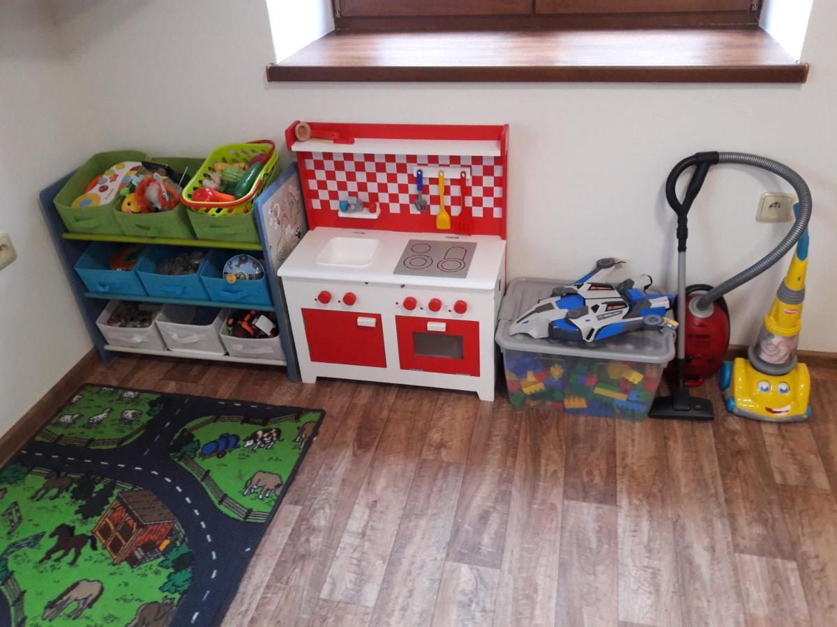 children's play area