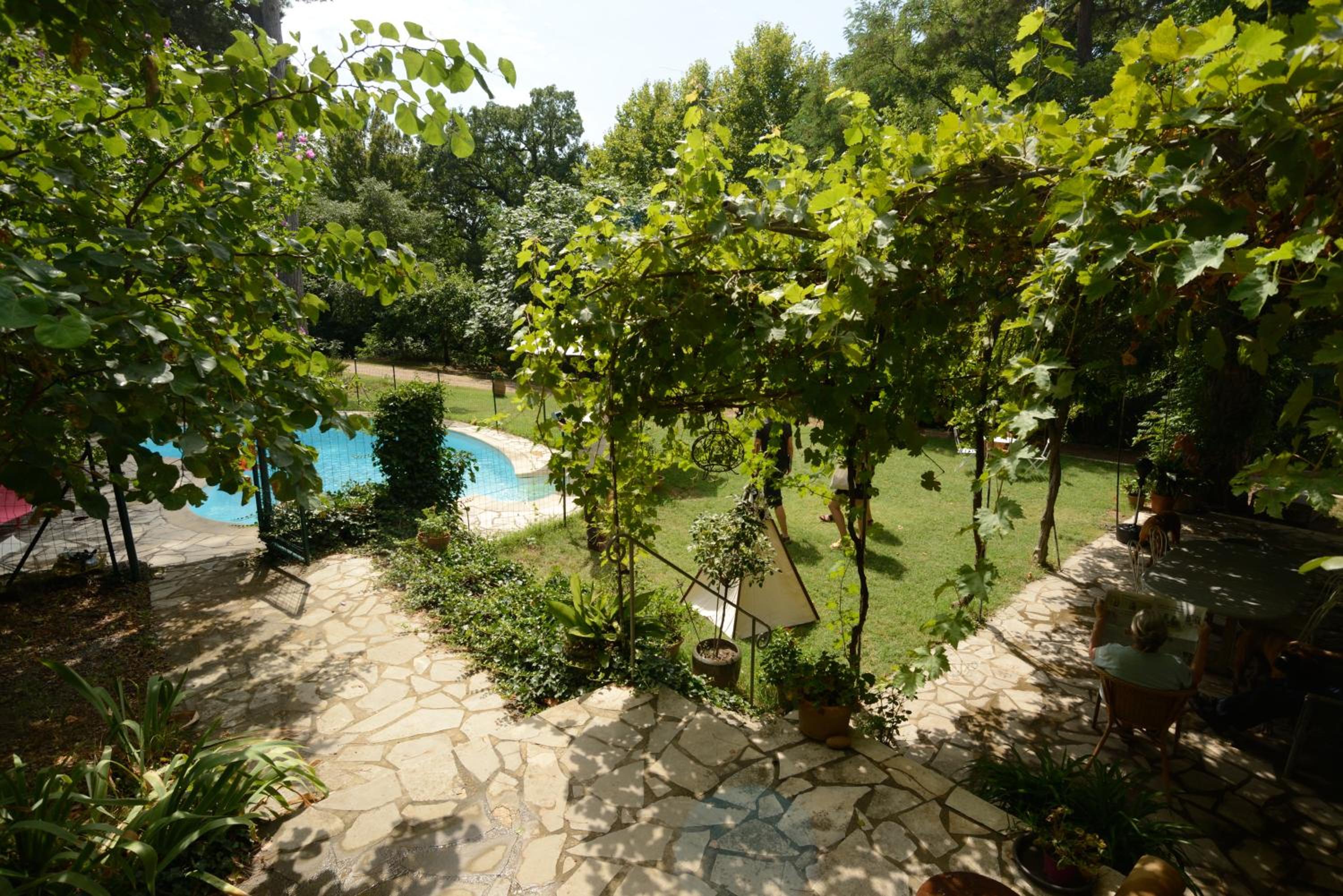 Photo 18