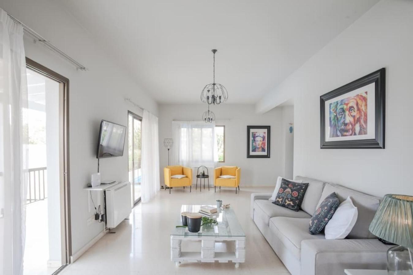 Villa 26 view 3