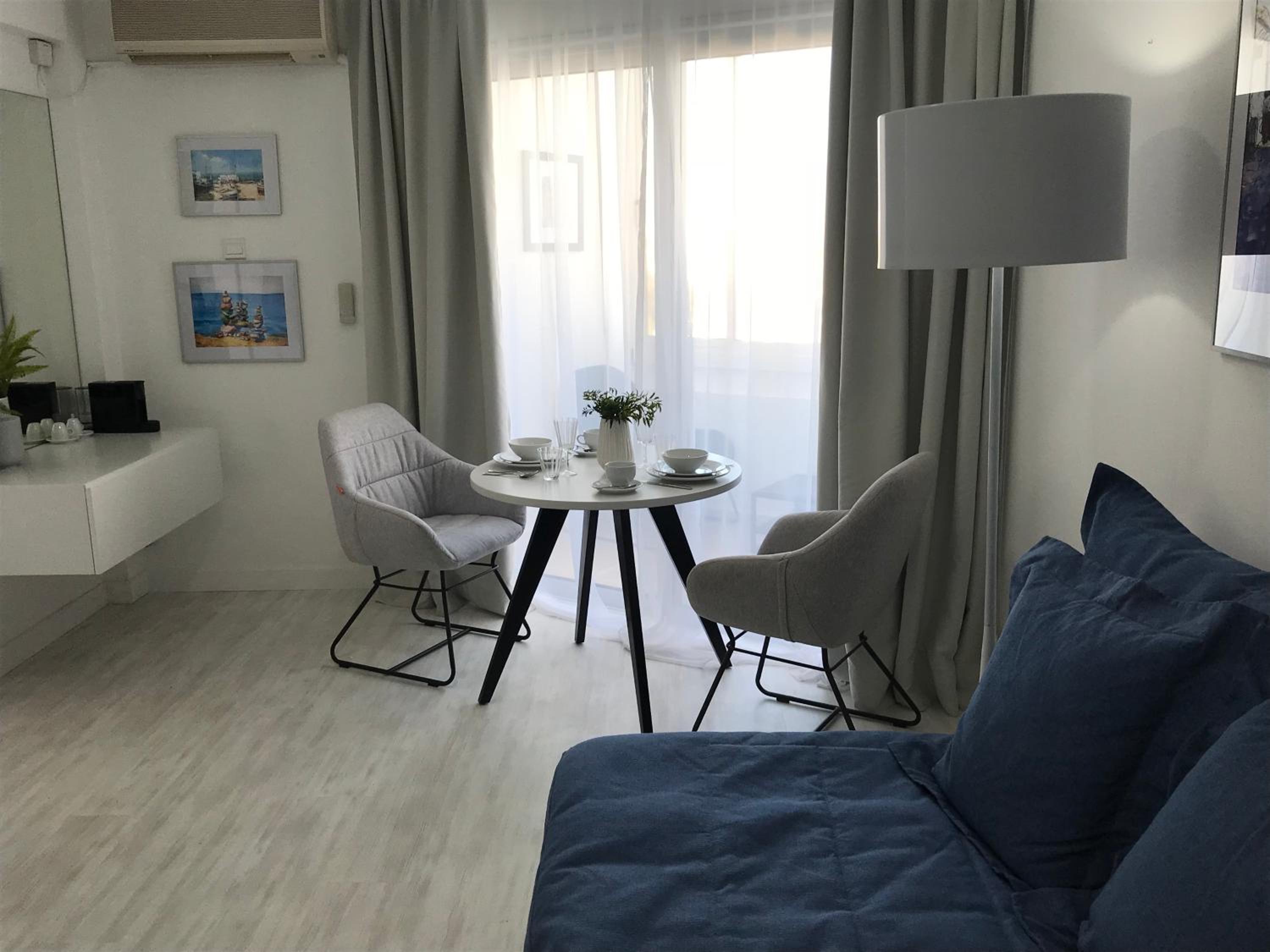 Sea View Holiday Apartment view 4
