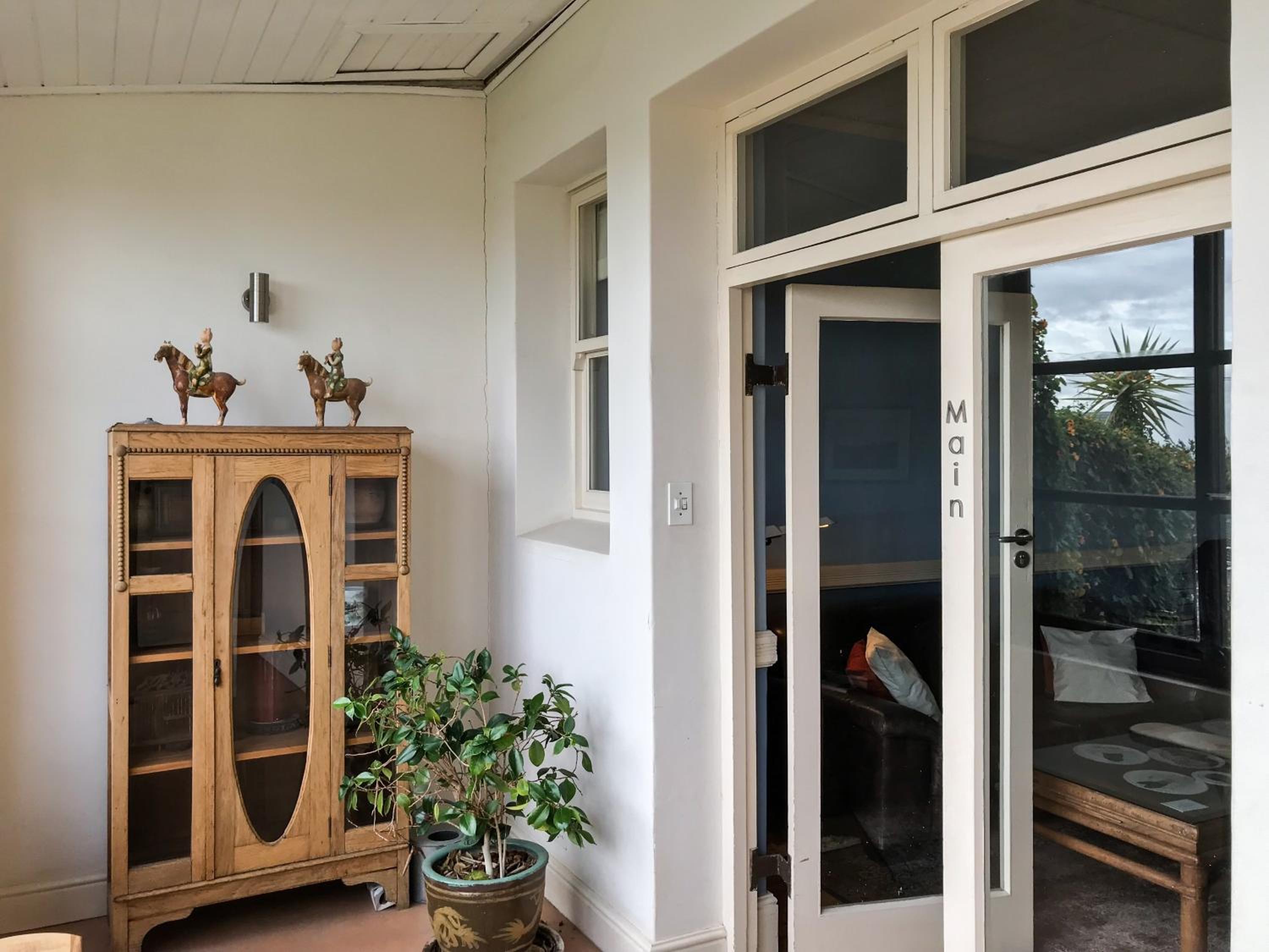 Braeside House Apartments