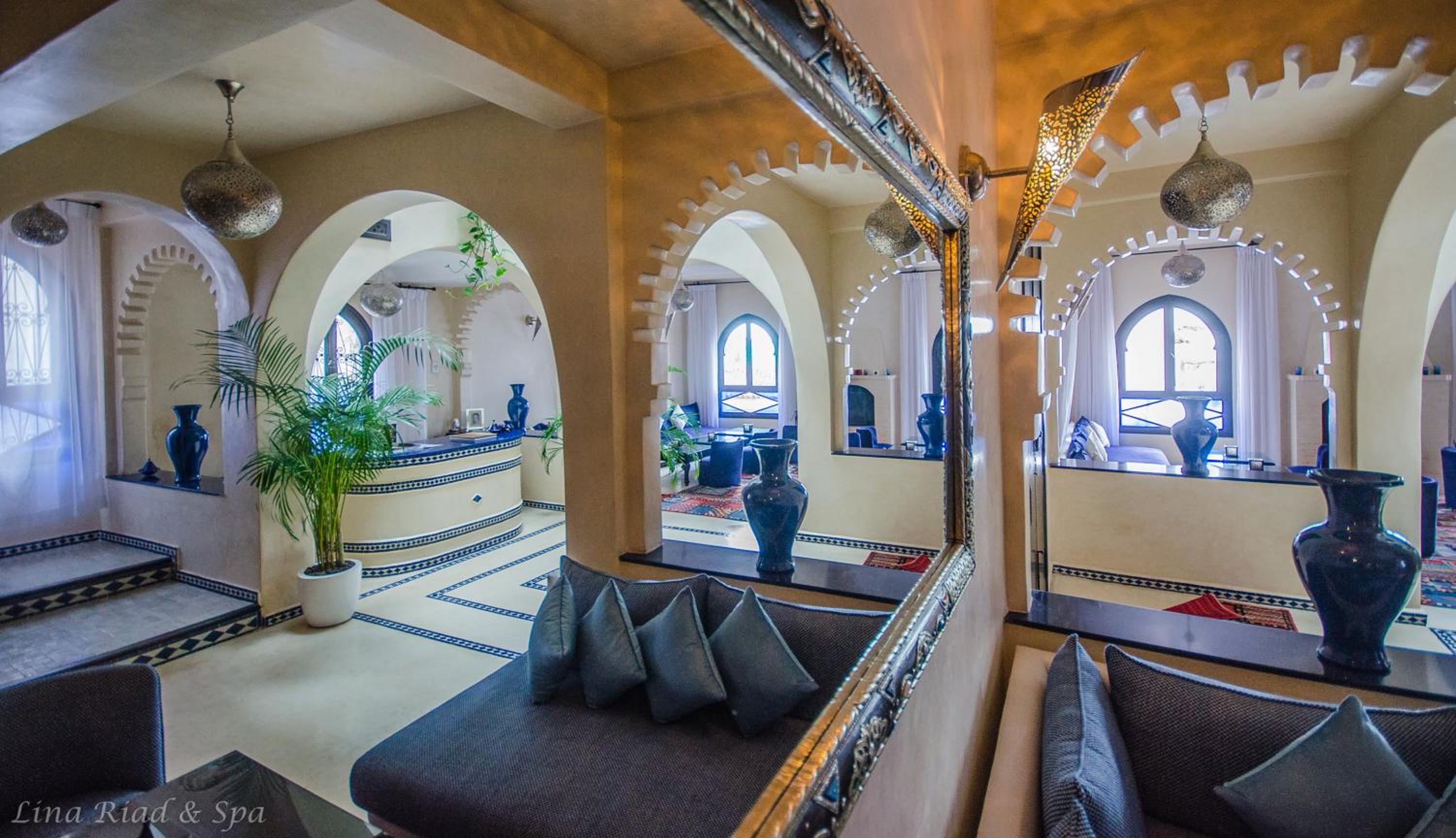 lounge