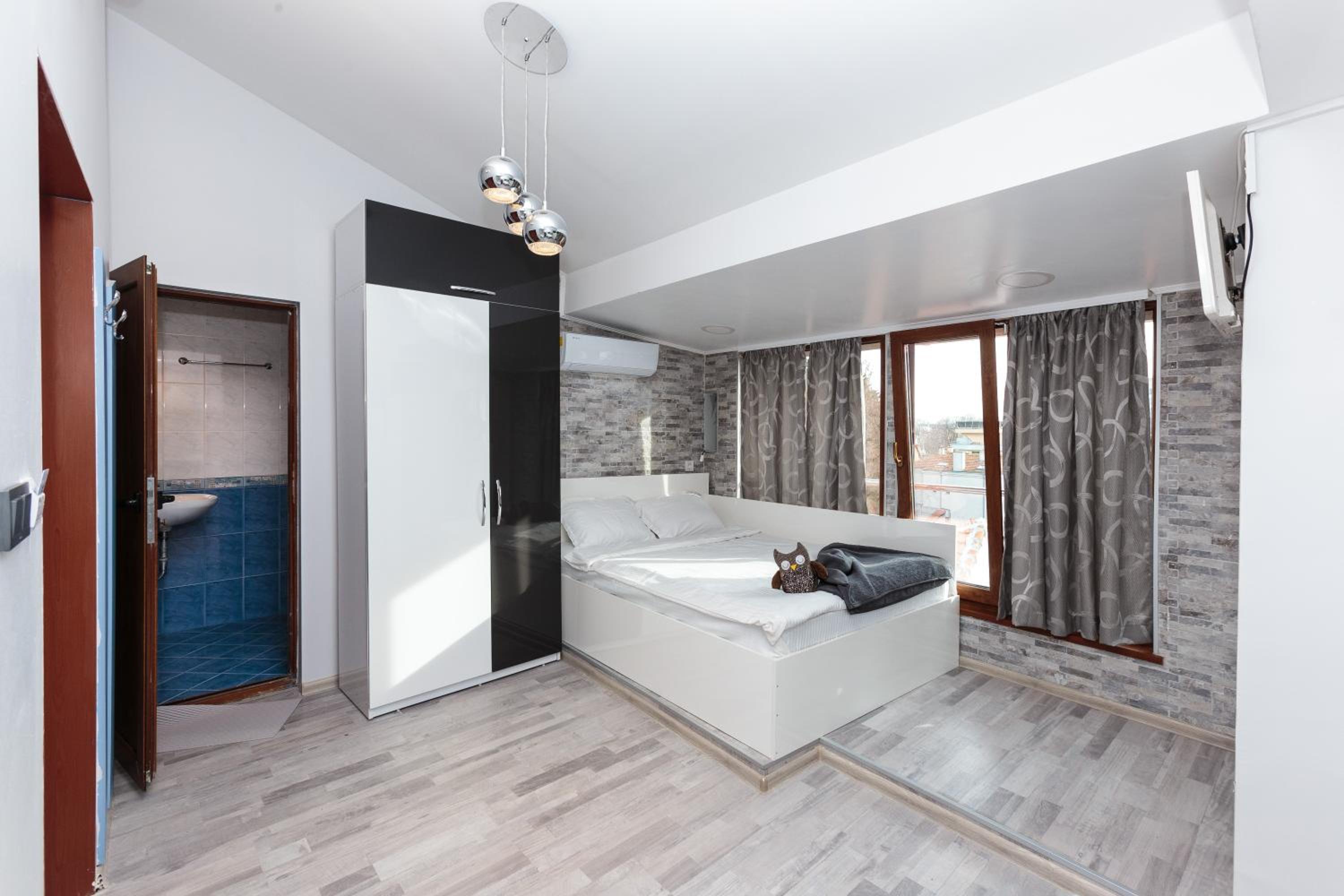 Apart & Rooms Fotinov