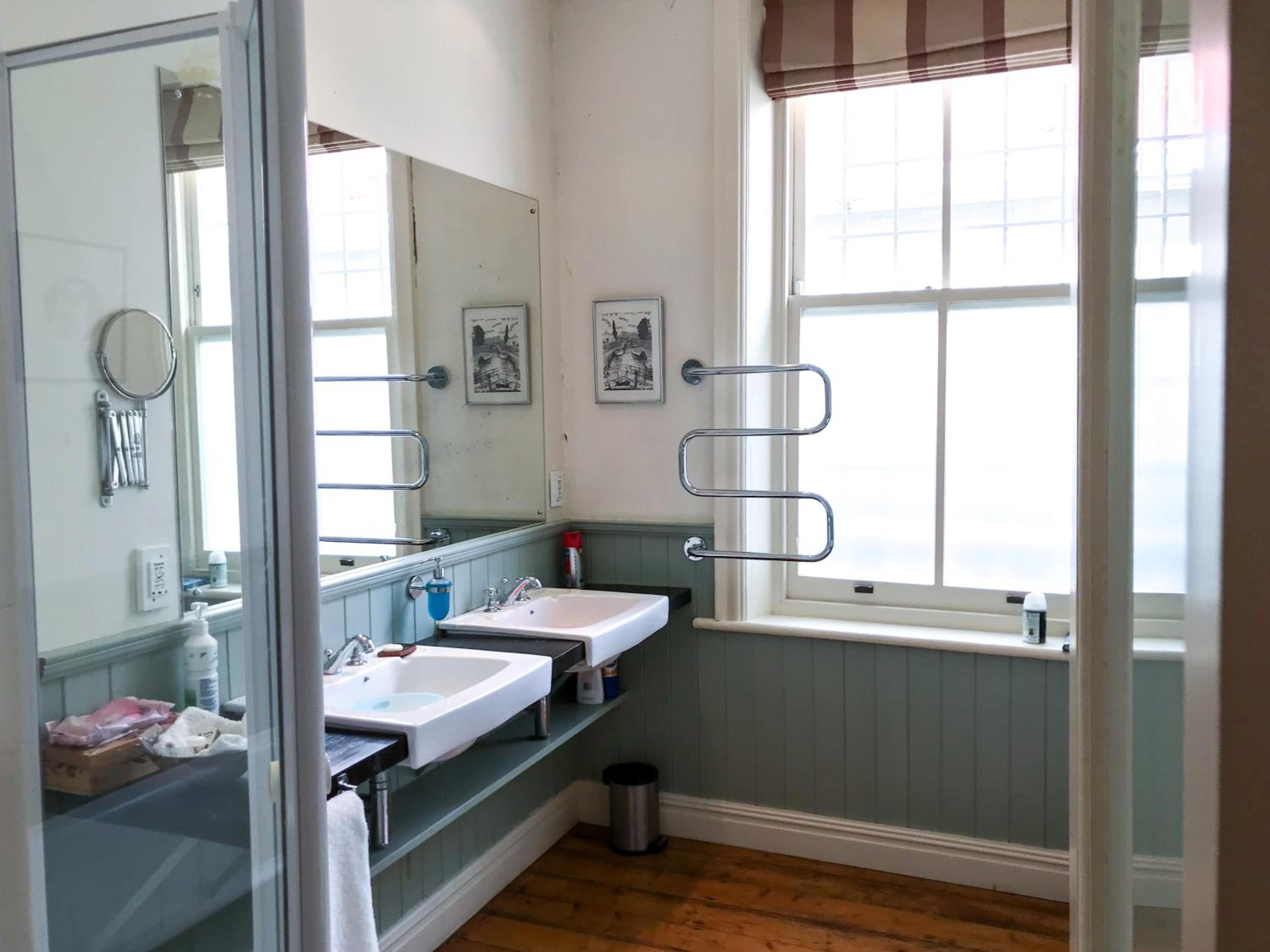 Braeside House Apartments