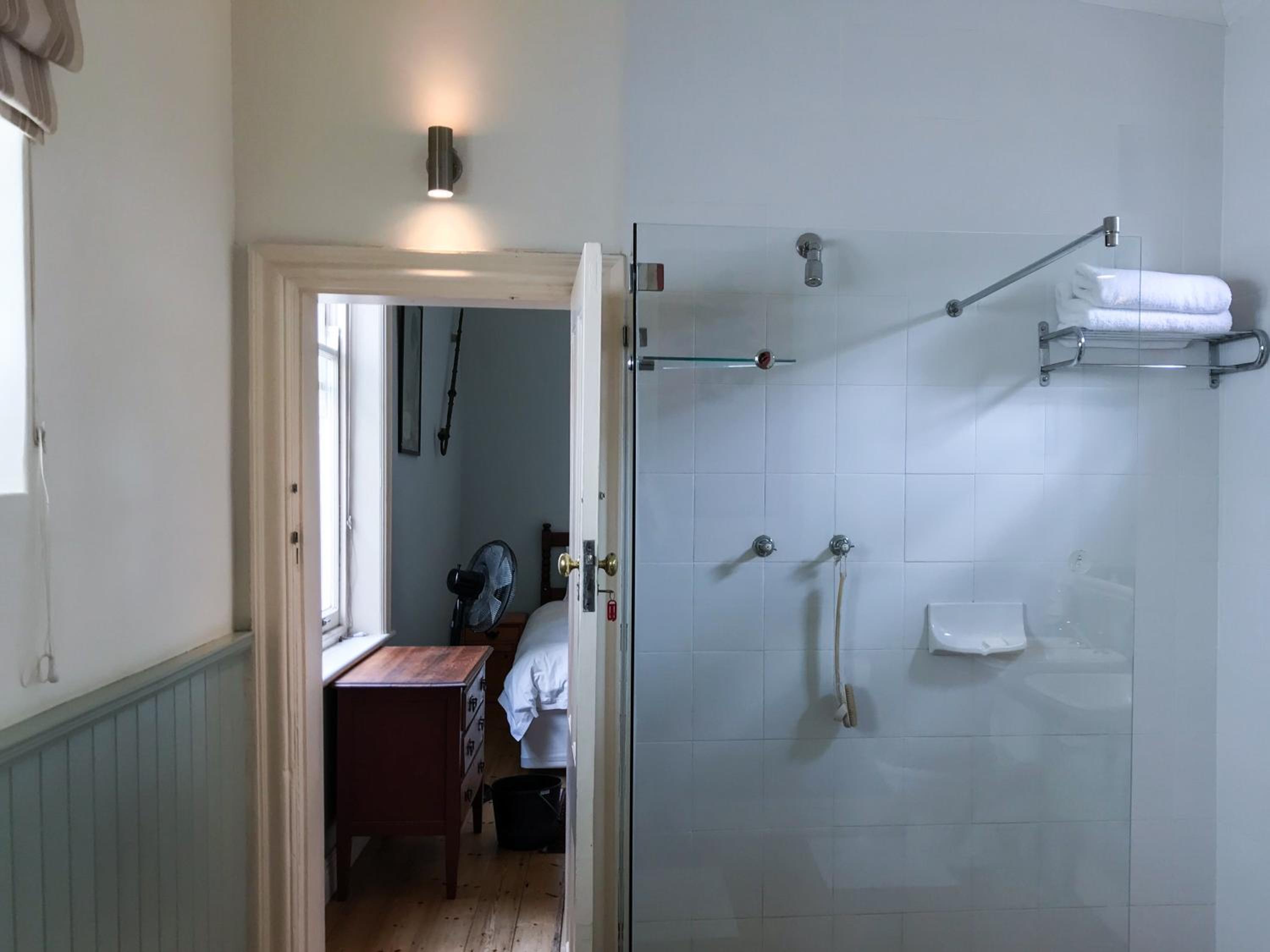 Braeside House Apartments
