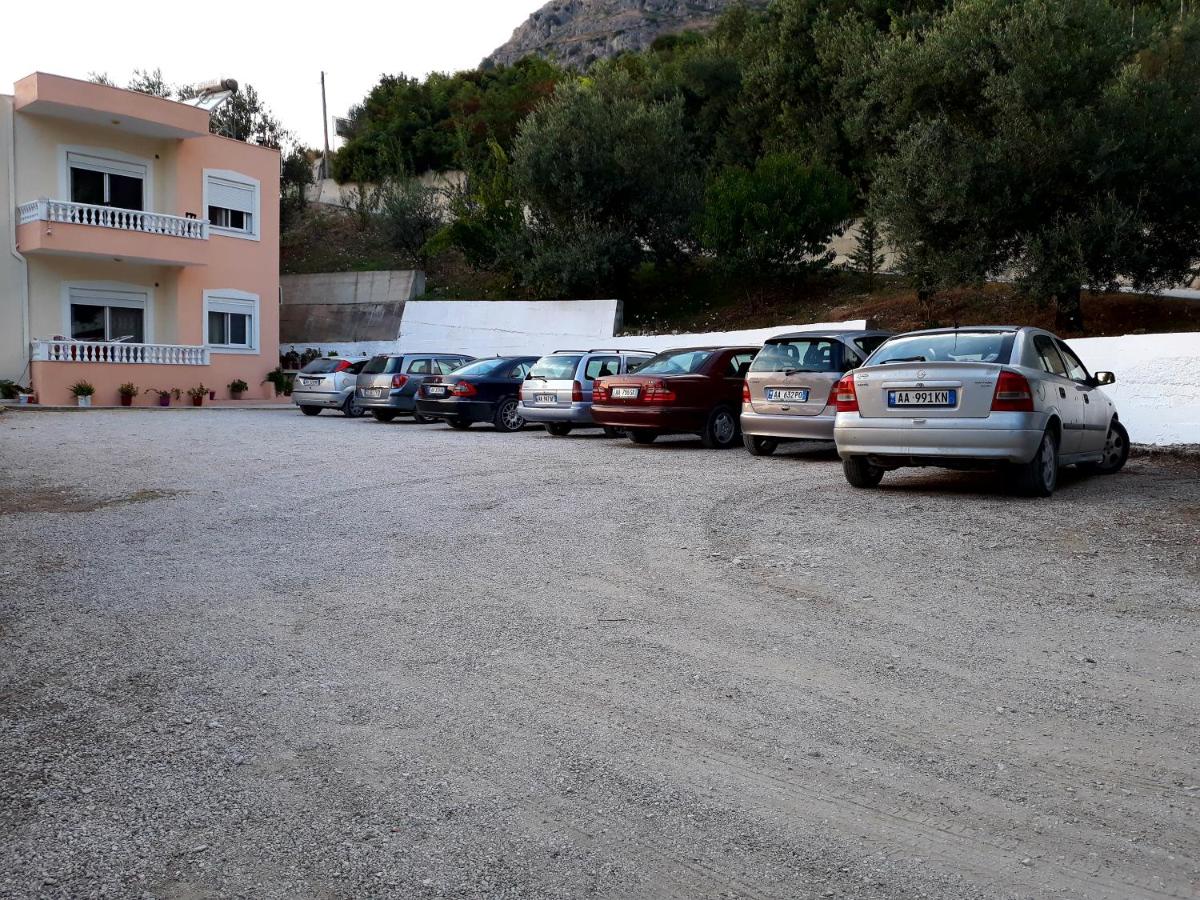 OniRana Apartments