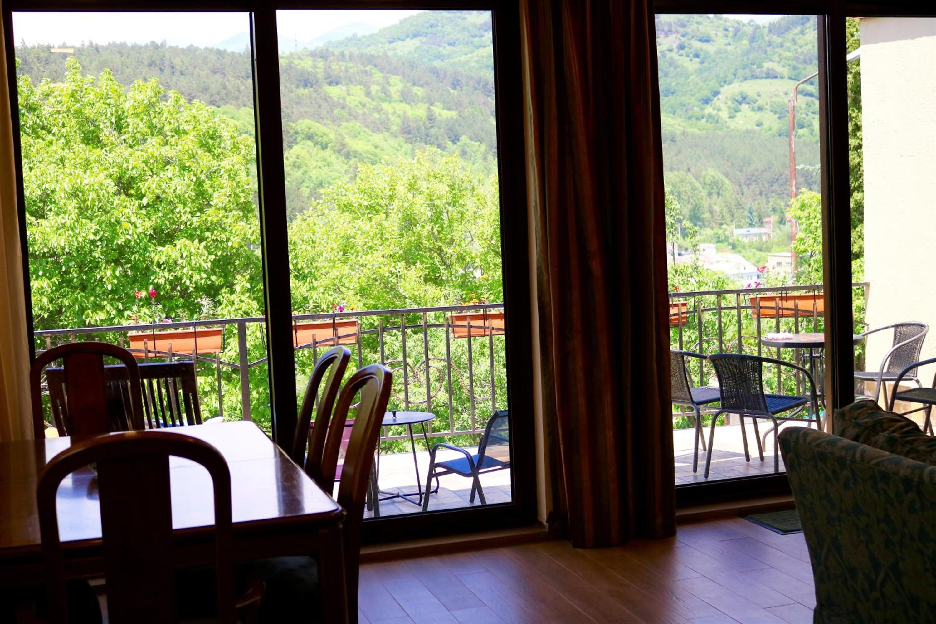 Modern Floor - Dilijan Garden House