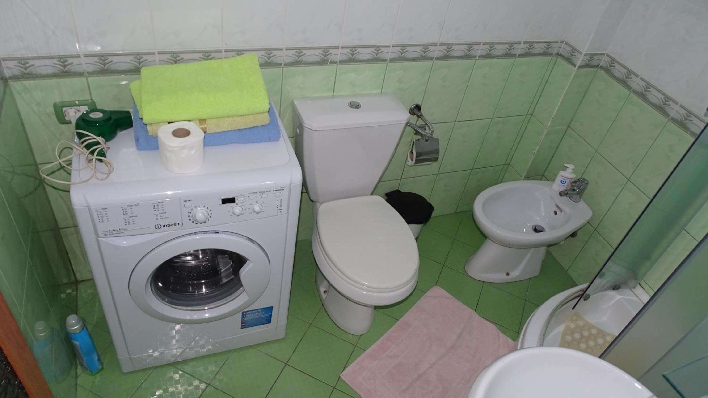 Central Apartments Shoshi