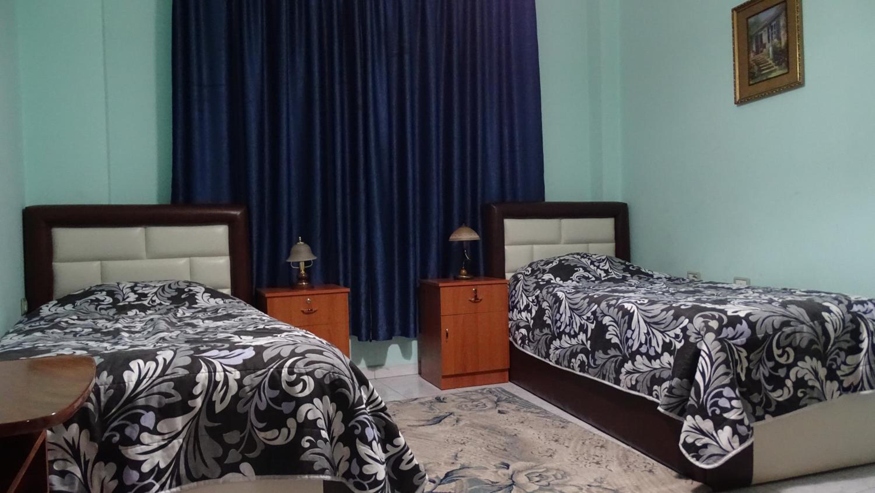 Central Apartments Shoshi