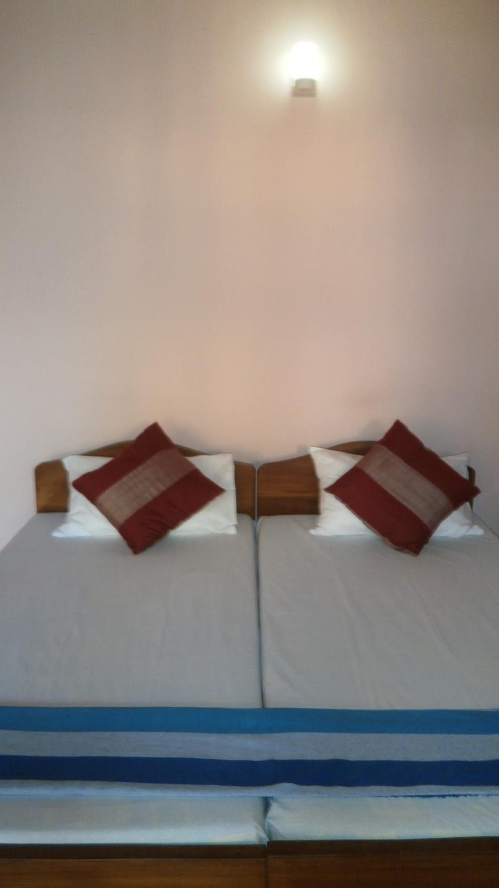Sunny Lanka Guest House