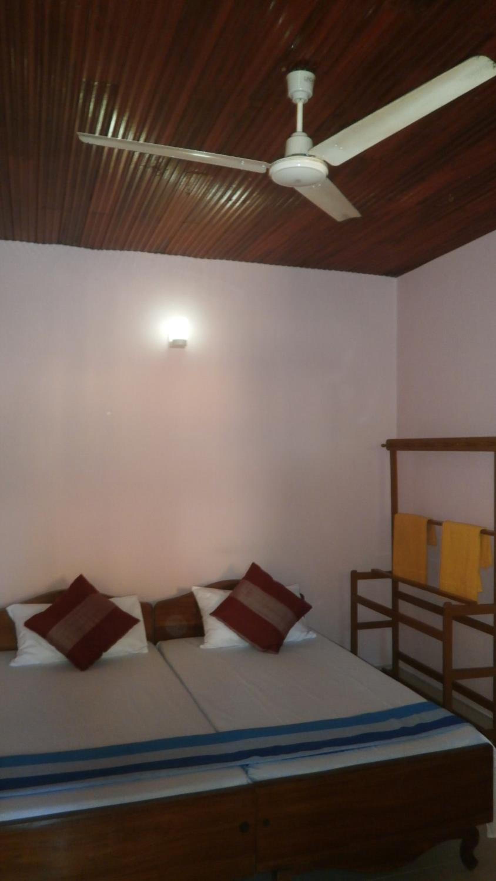 Sunny Lanka Guest House