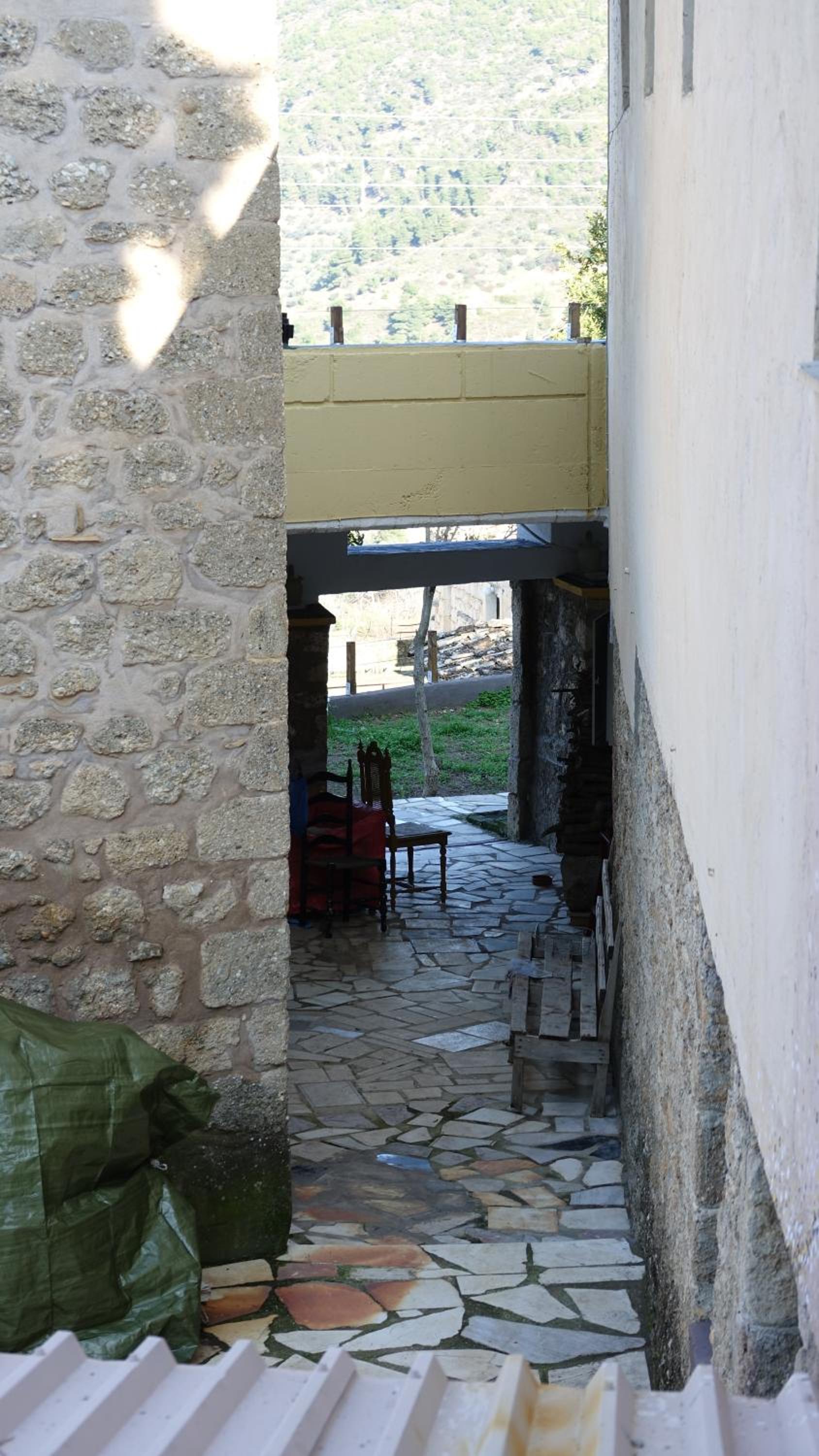 Photo 43