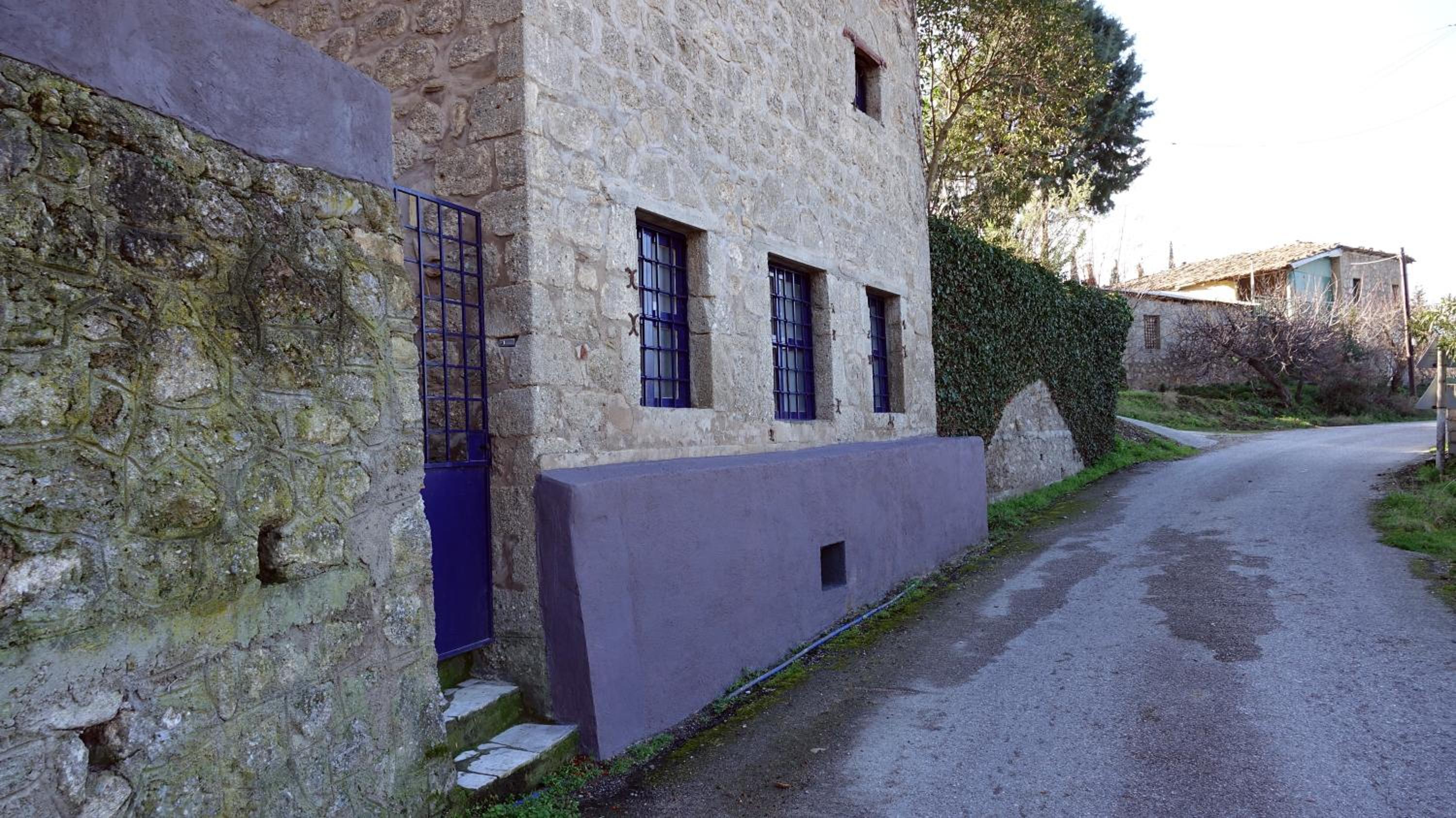 Photo 48