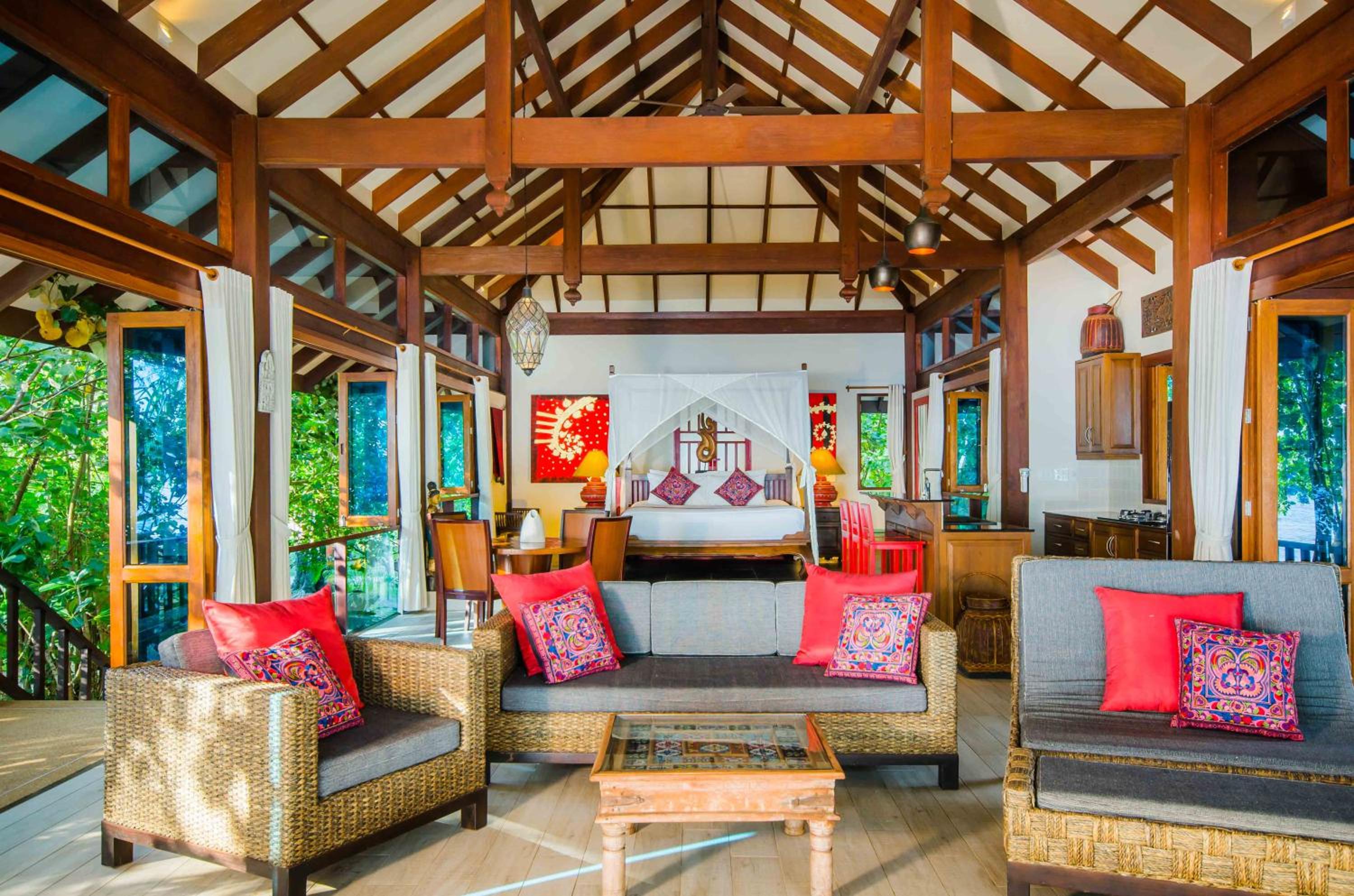 Koh Jum Beach Villas 