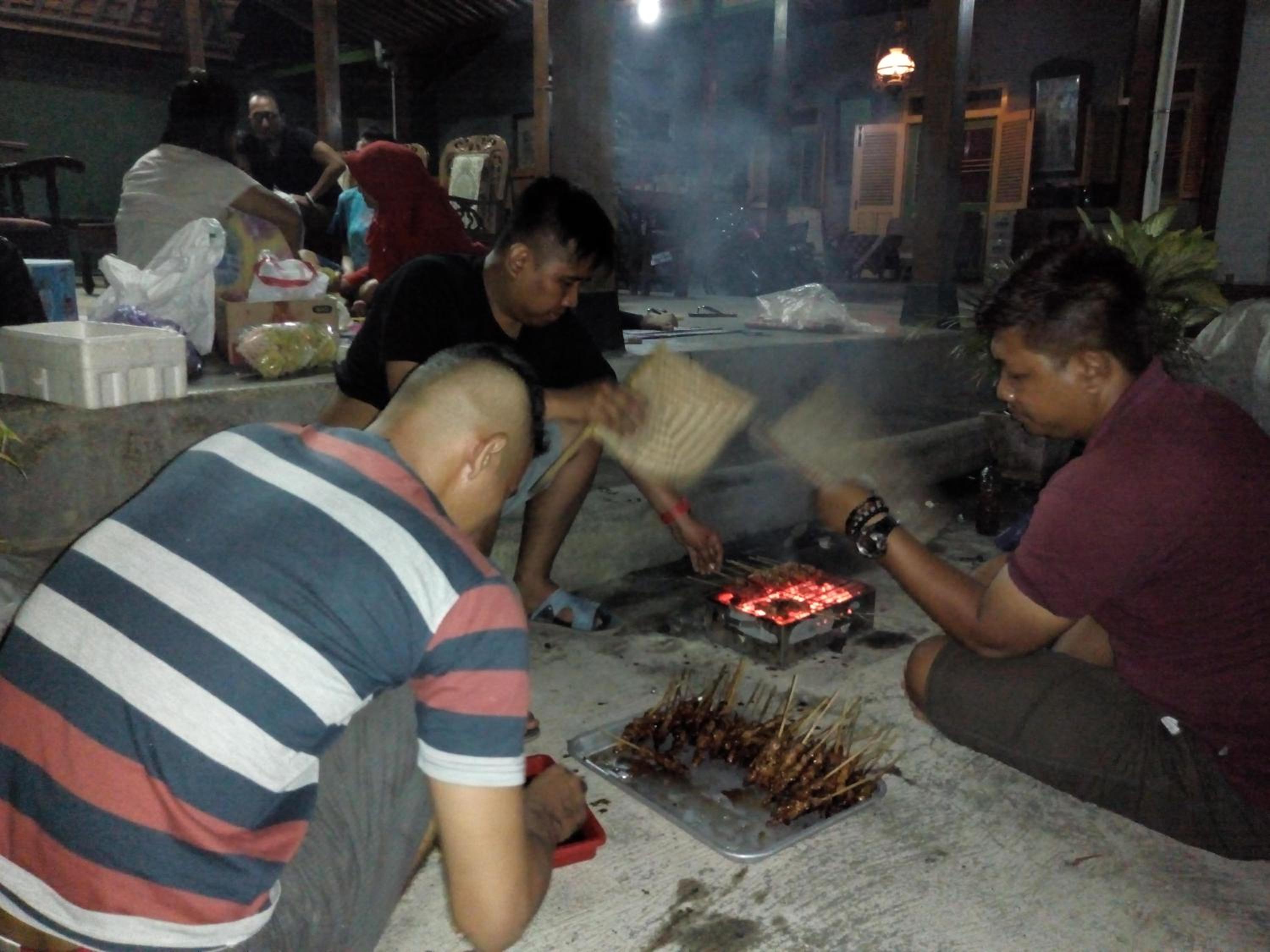 Pendopo Kayuwanan Syariah Near Terminal Giwangan view 3
