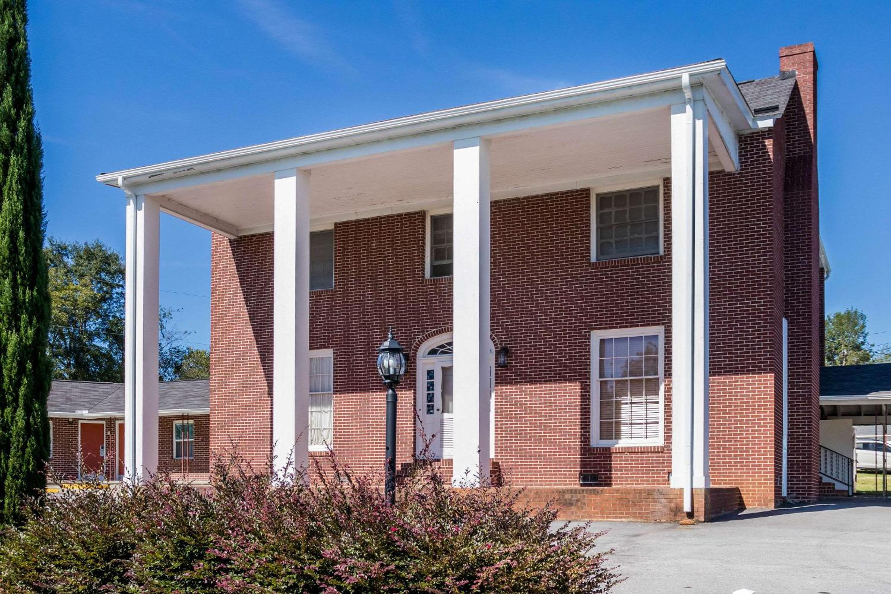 Rodeway Inn & Suites Walhalla