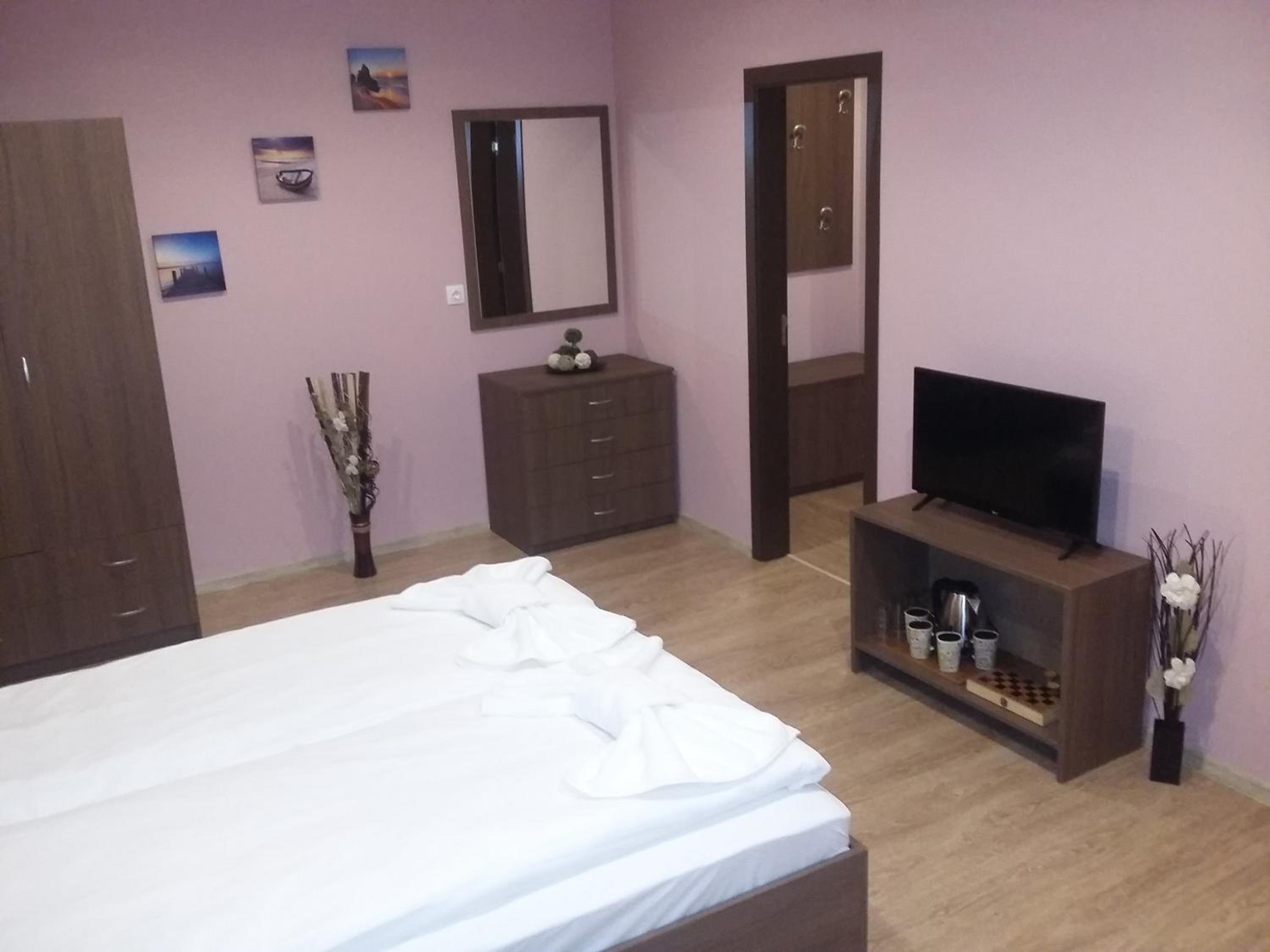 Guest House Ideal