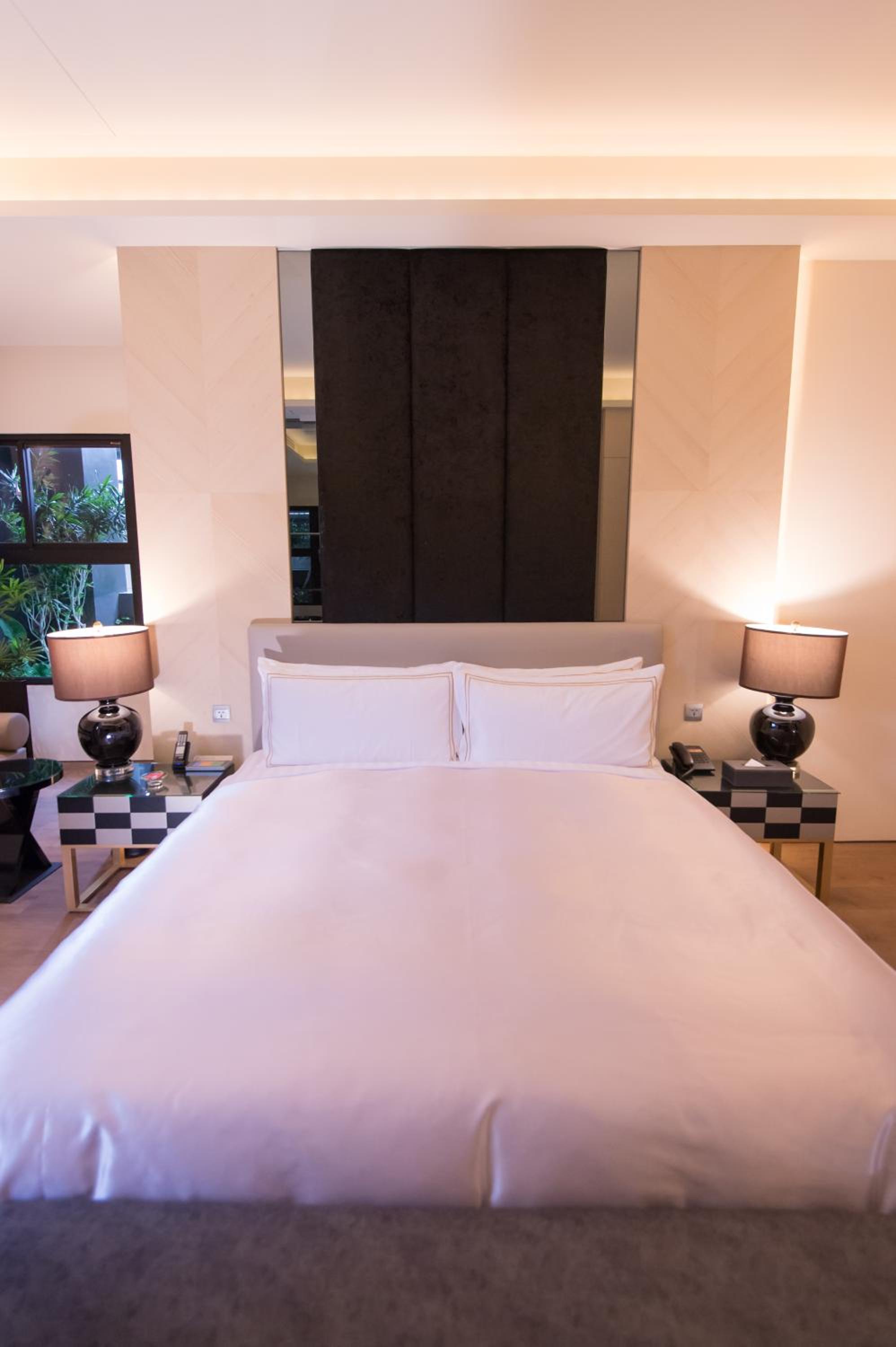 J Moon Villa Motel