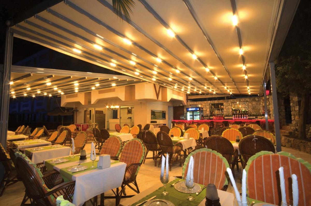 restaurant