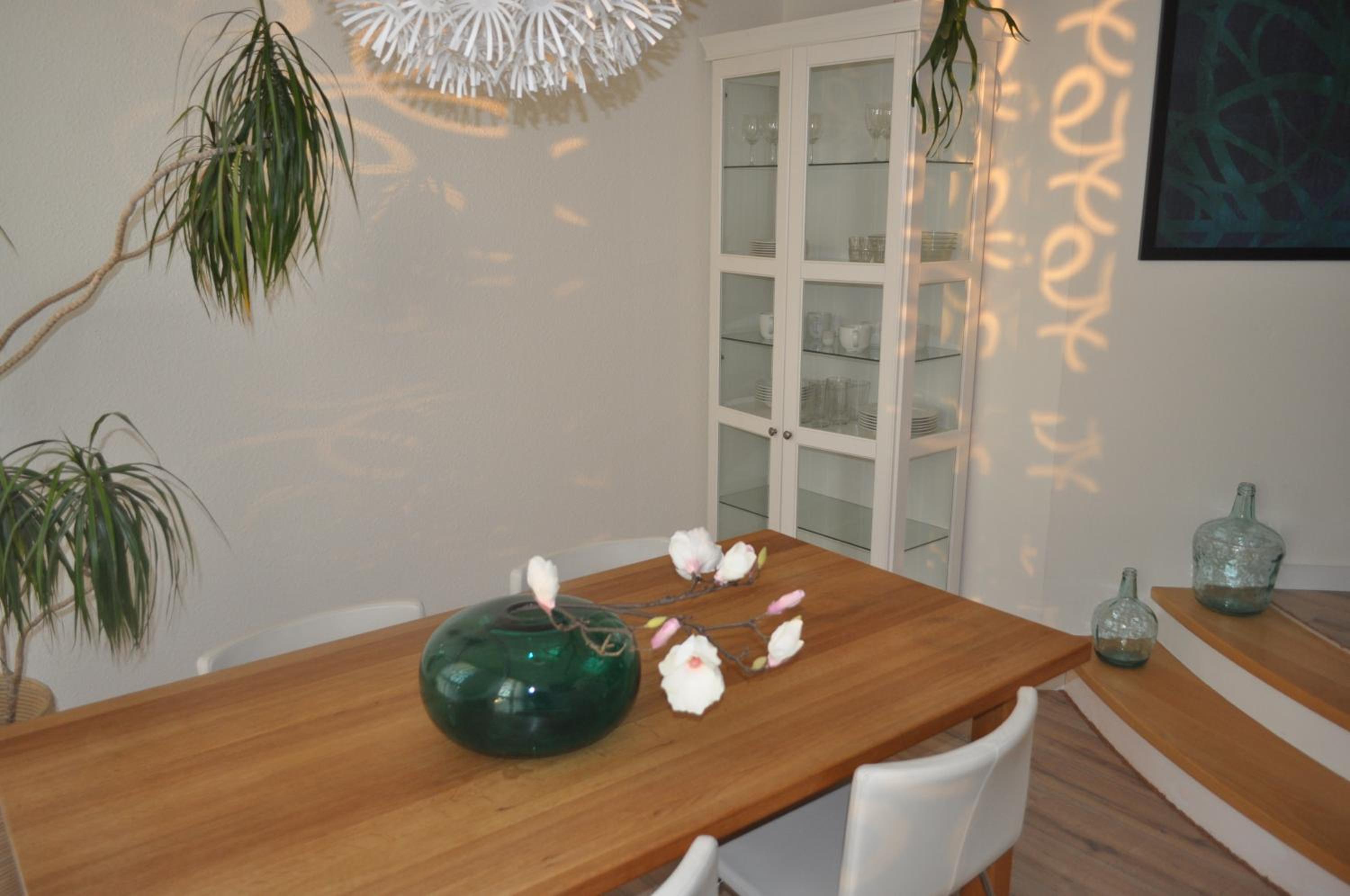 zentrumsnahe Ferienwohnung im Grünen view 4