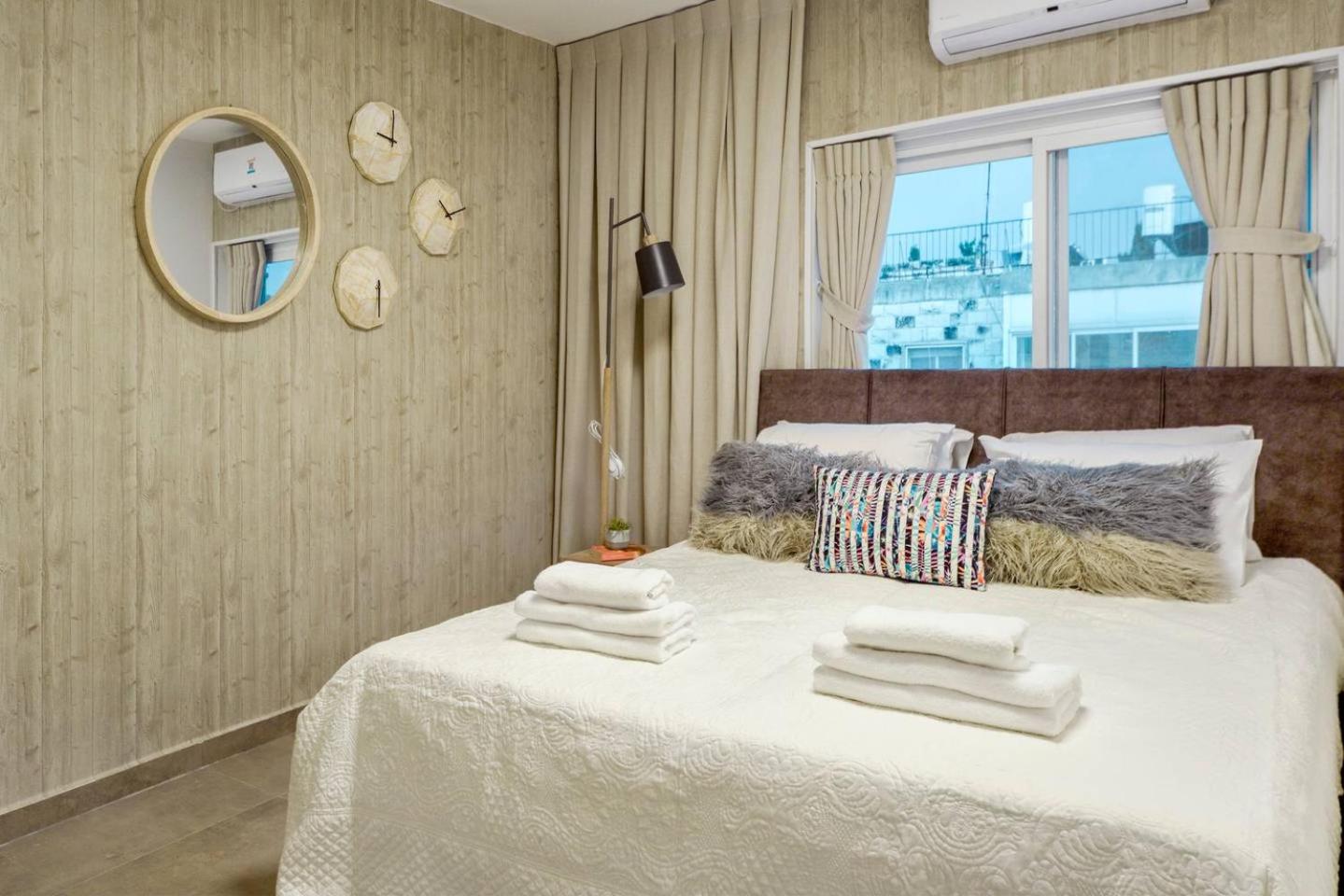 Authentic One bedroom apartment in city center view 2
