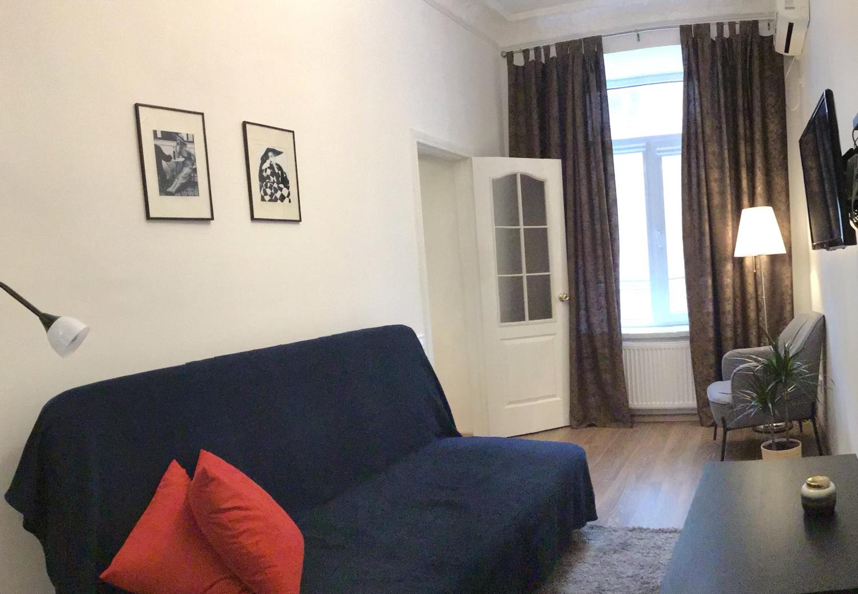 Charming apartment view 3