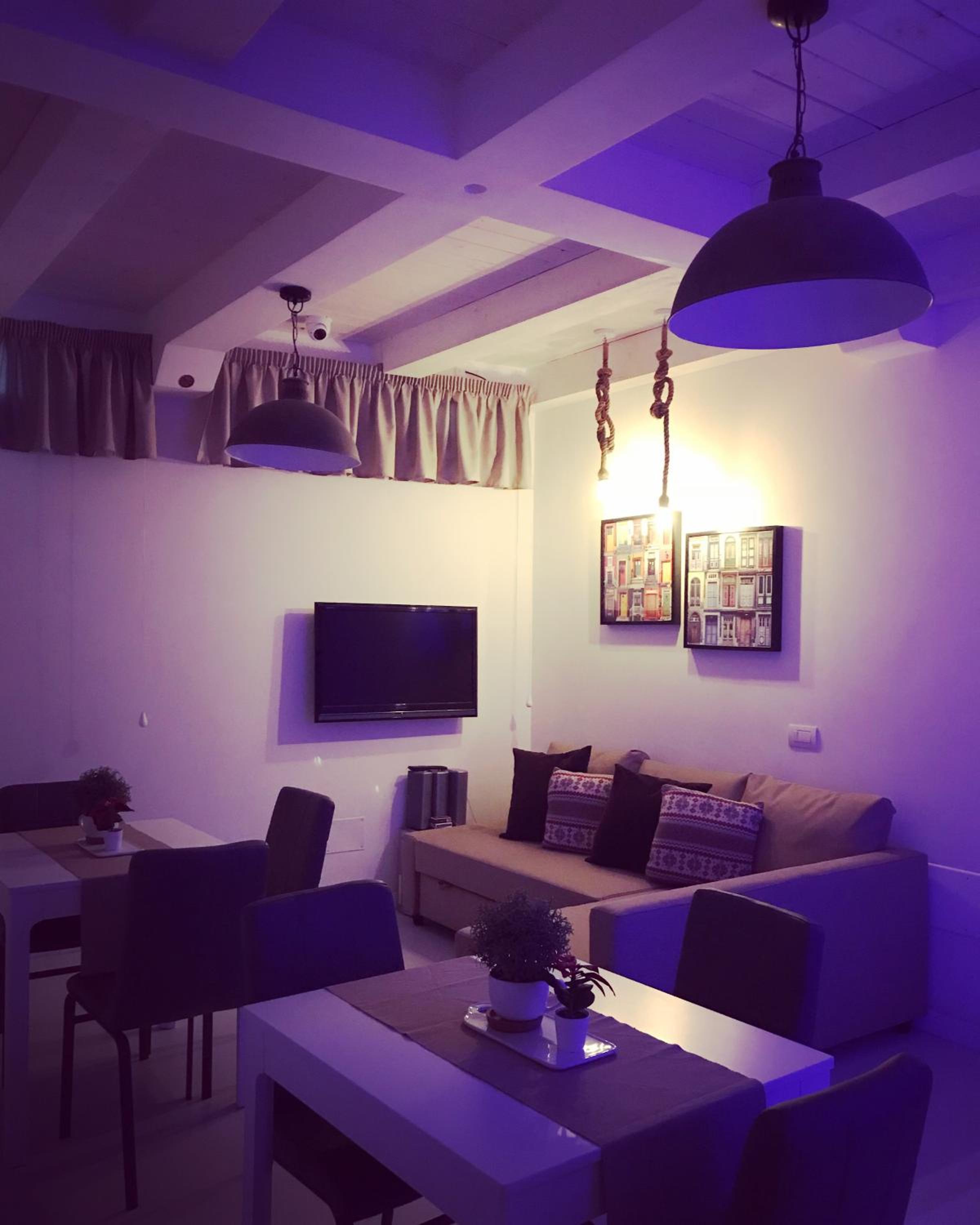 Edera e Camelie en Pompei — lounge