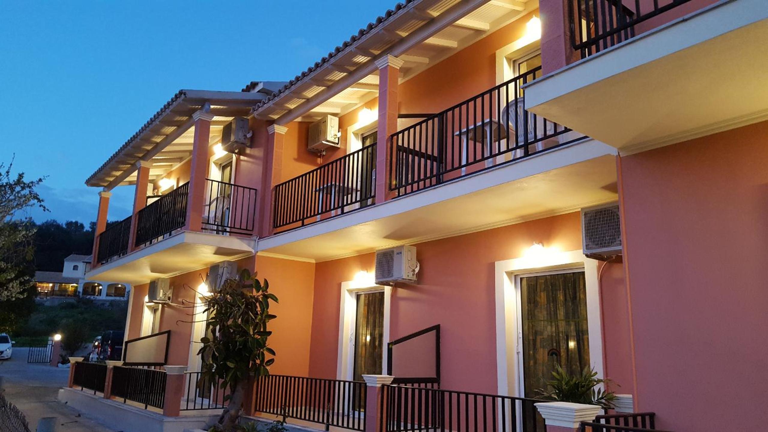 Arillas Dream Studios