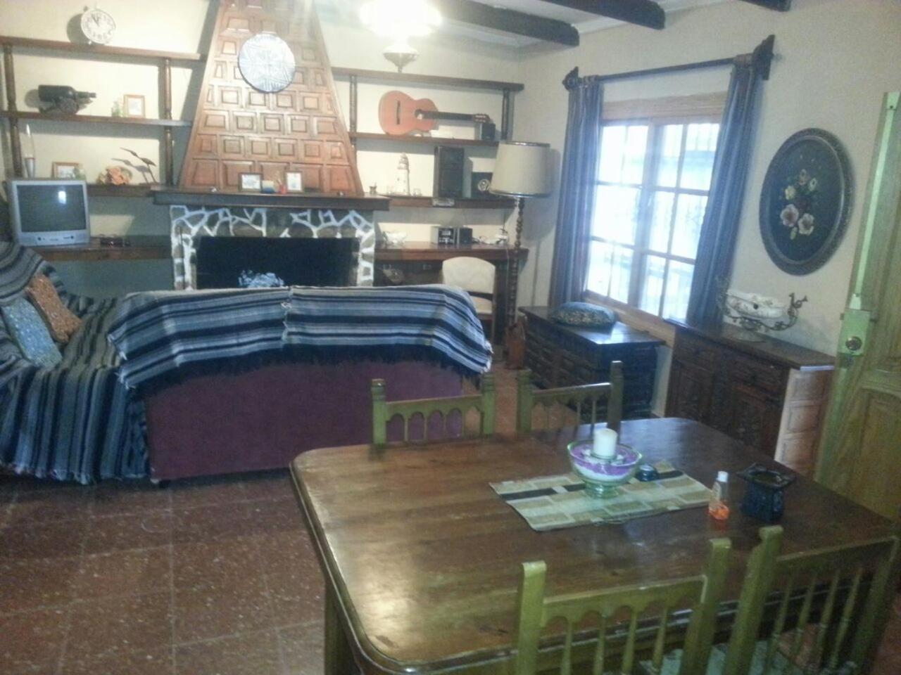 CORTIJO-LA LOMA