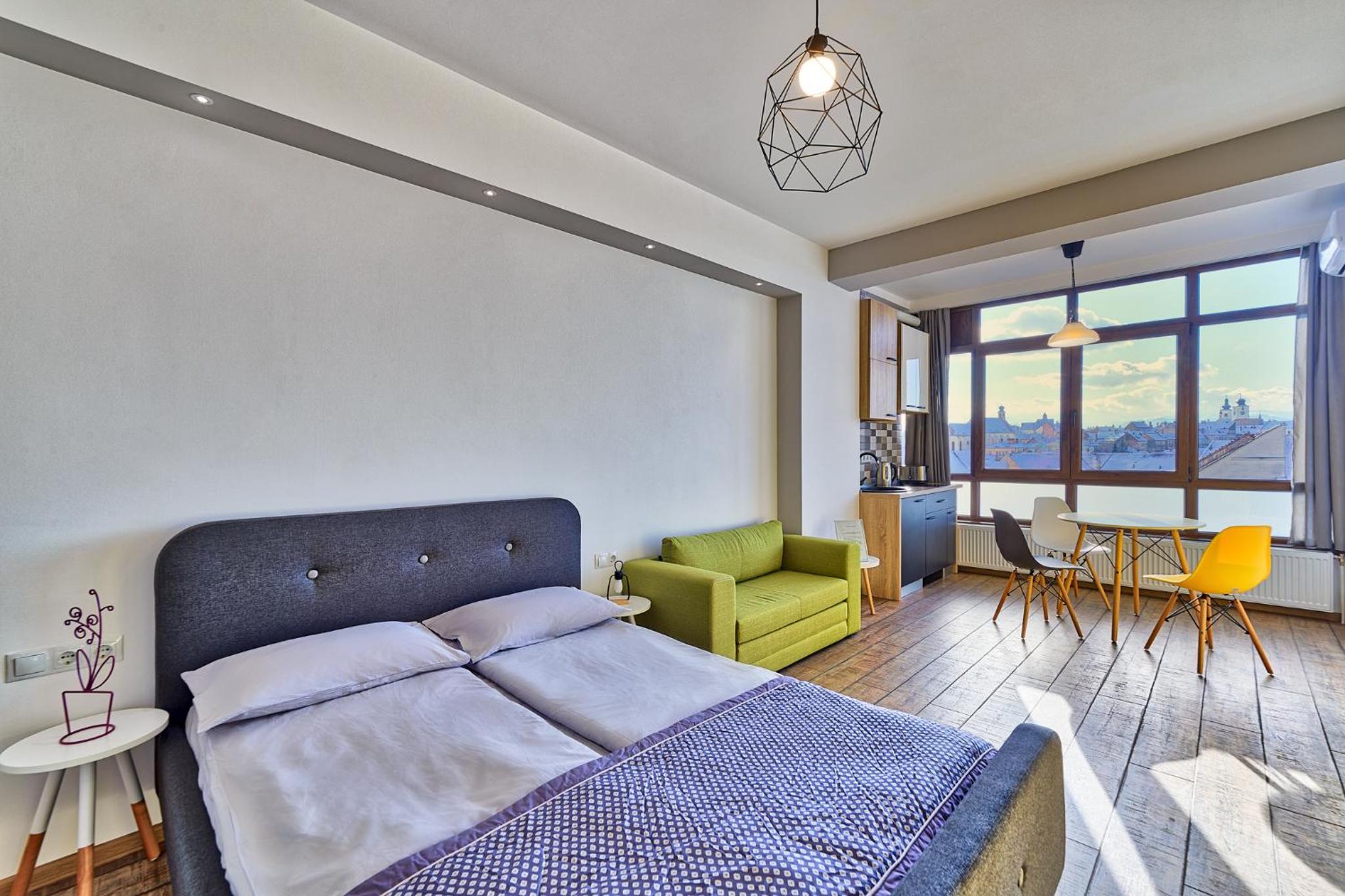 Panorama studio view 4