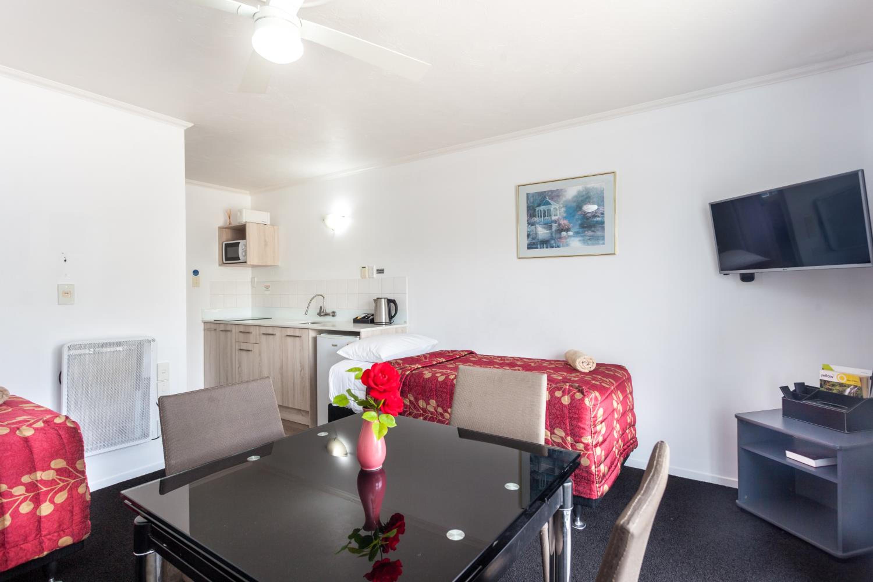 Rose Court Motel