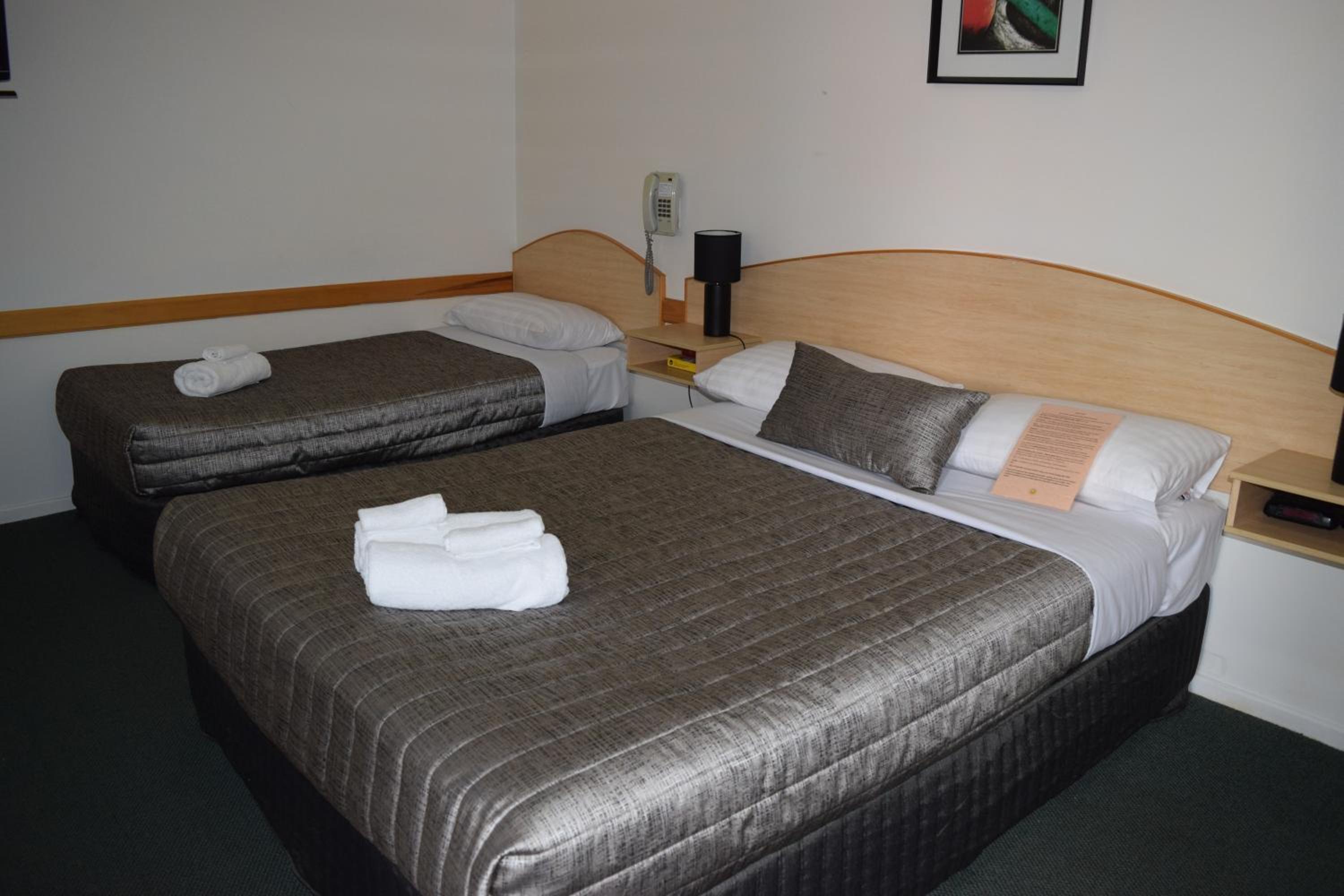 Warwick Vines Motel