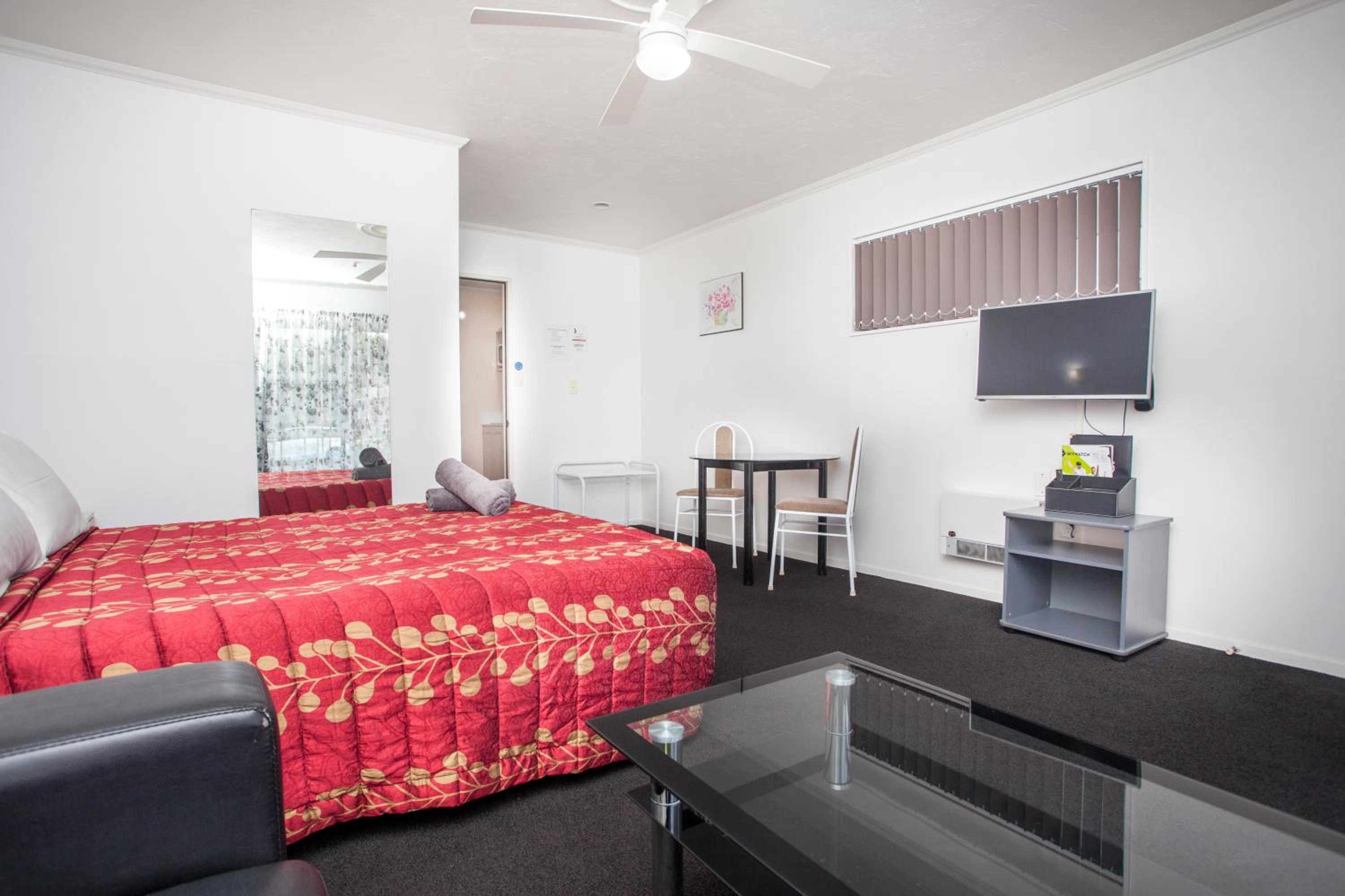 Rose Court Motel