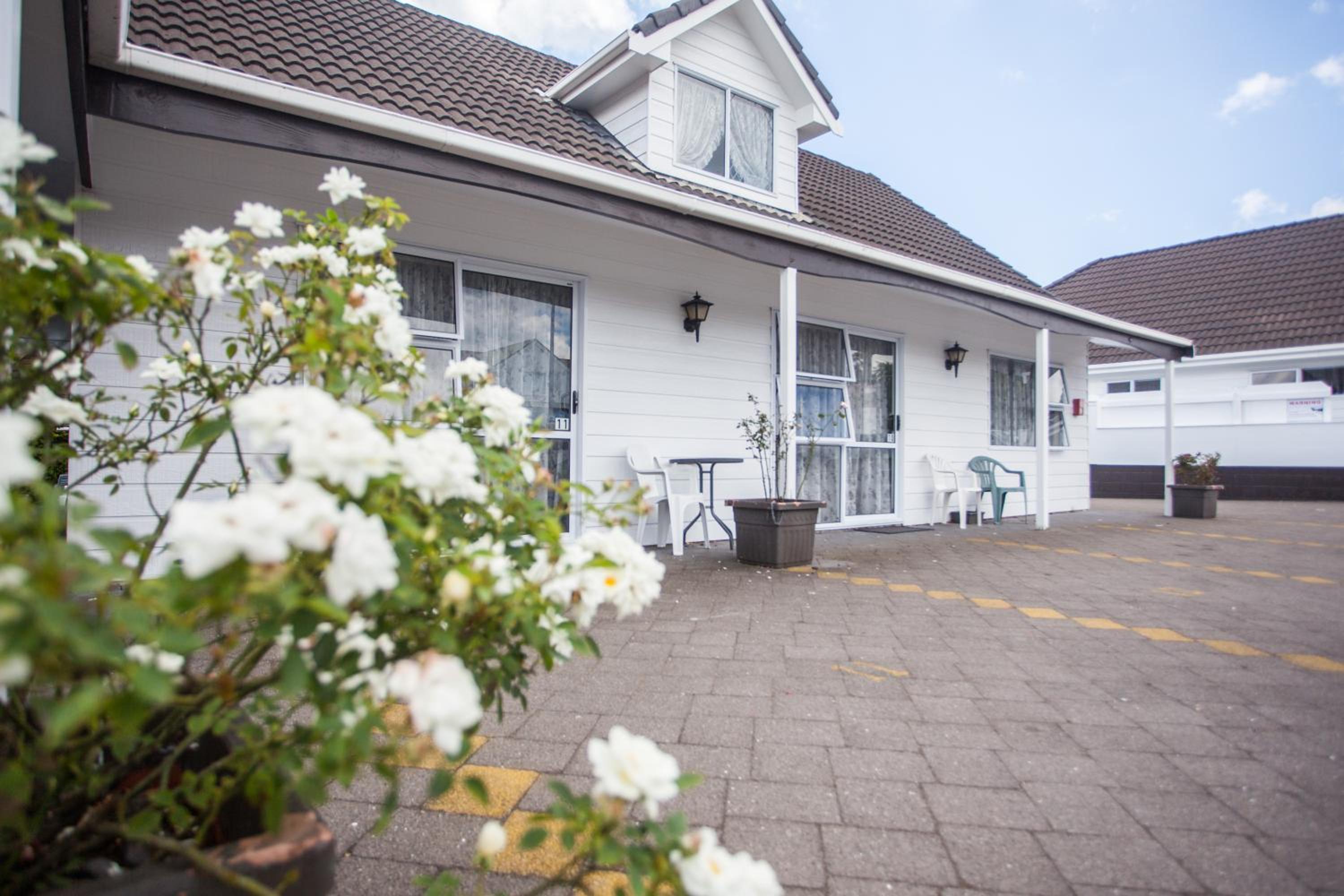 Rose Court Motel