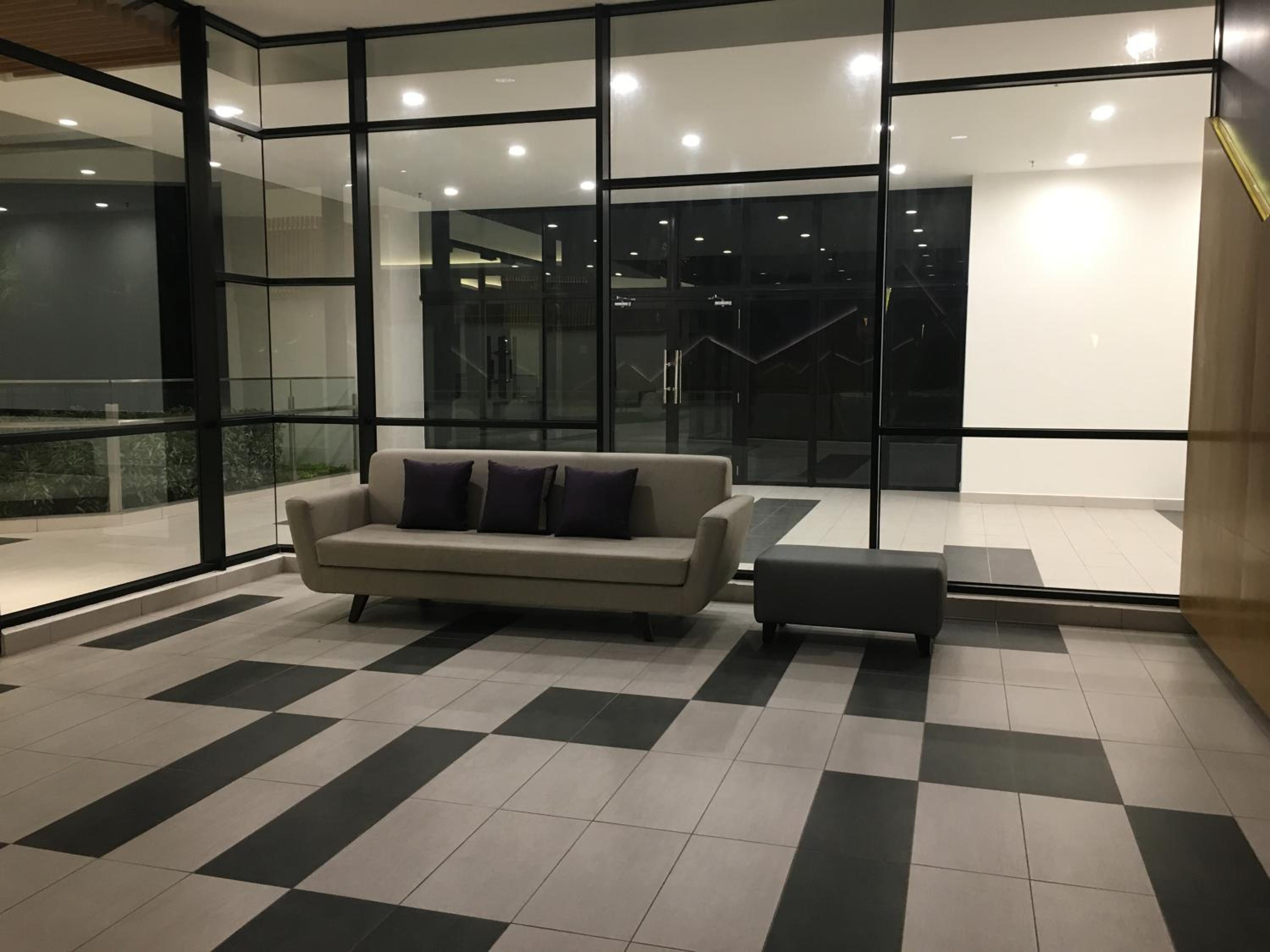 IOI Conezion Iman's Home with Pool View Unit photo 7