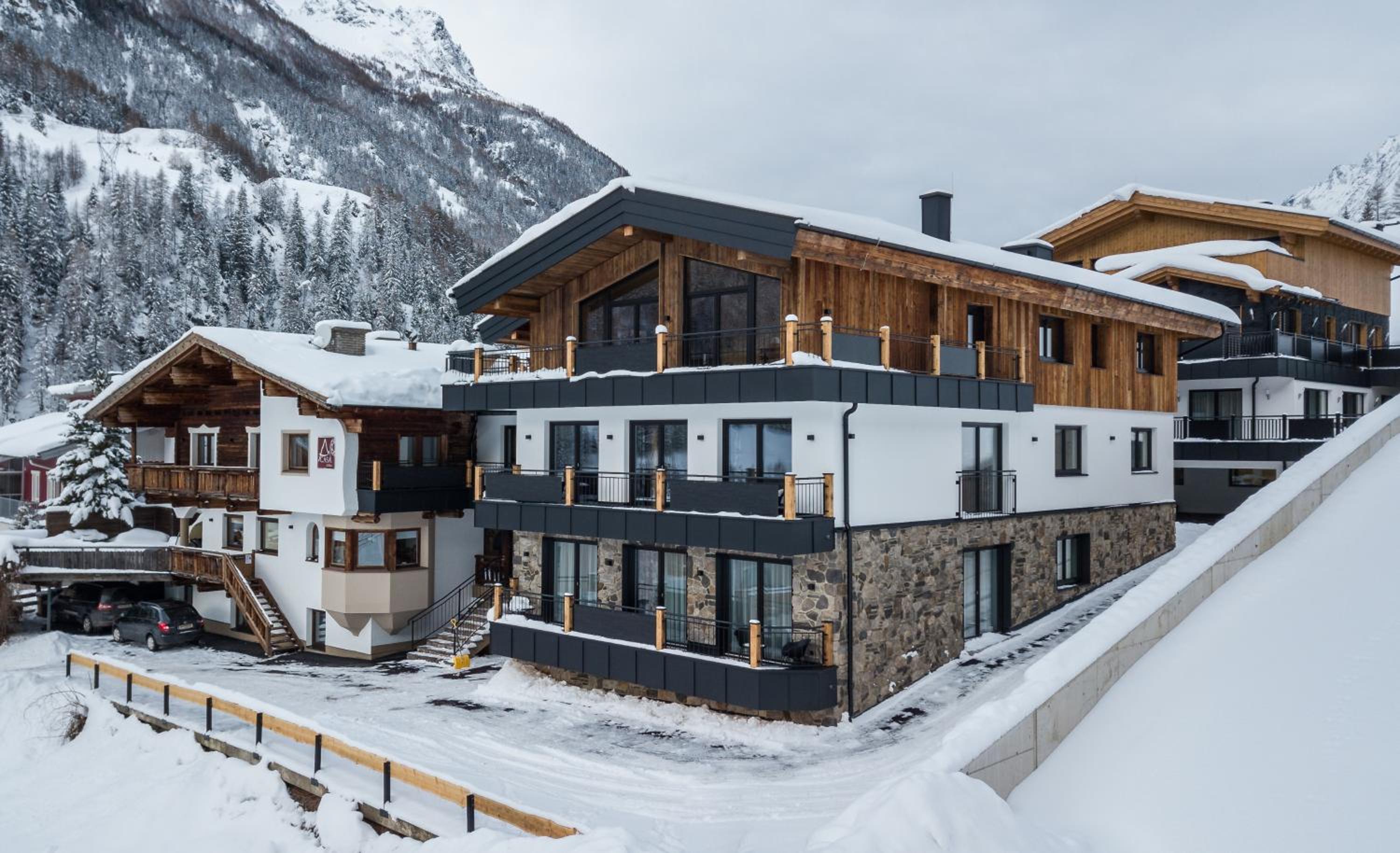 A CASA Rubin Chalet & Studio Resort