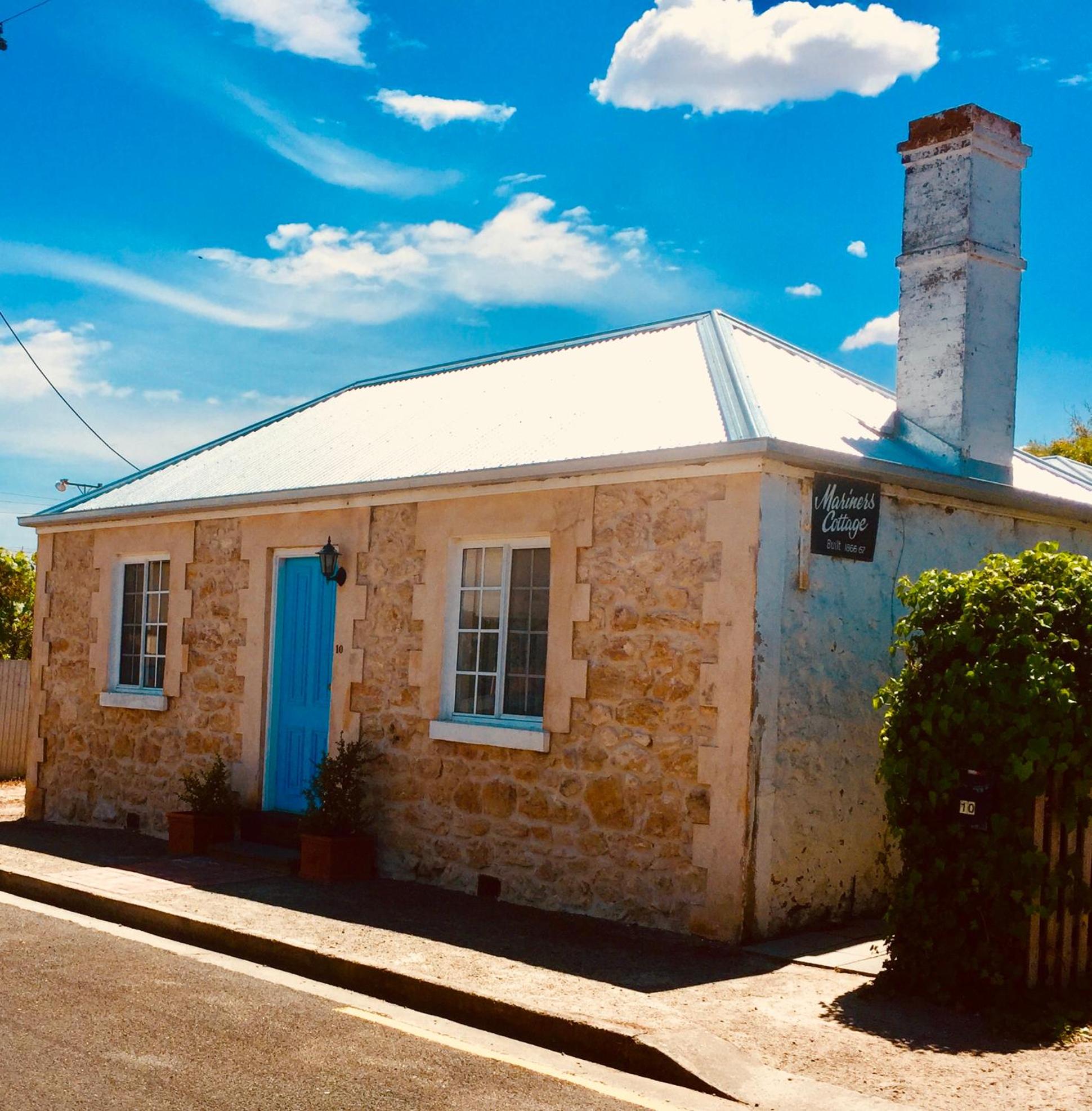 Goolwa Mariner’s Cottage - Free Wifi and Pet Friendly - Centrally located in Historic Region