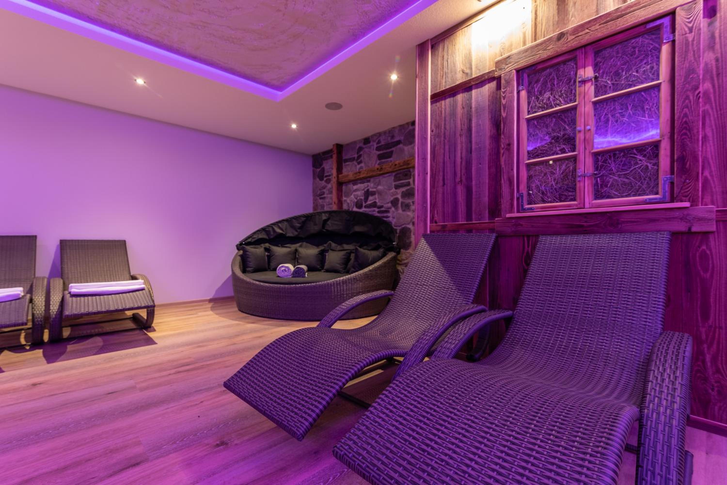 A CASA Rubin Chalet & Studio Resort