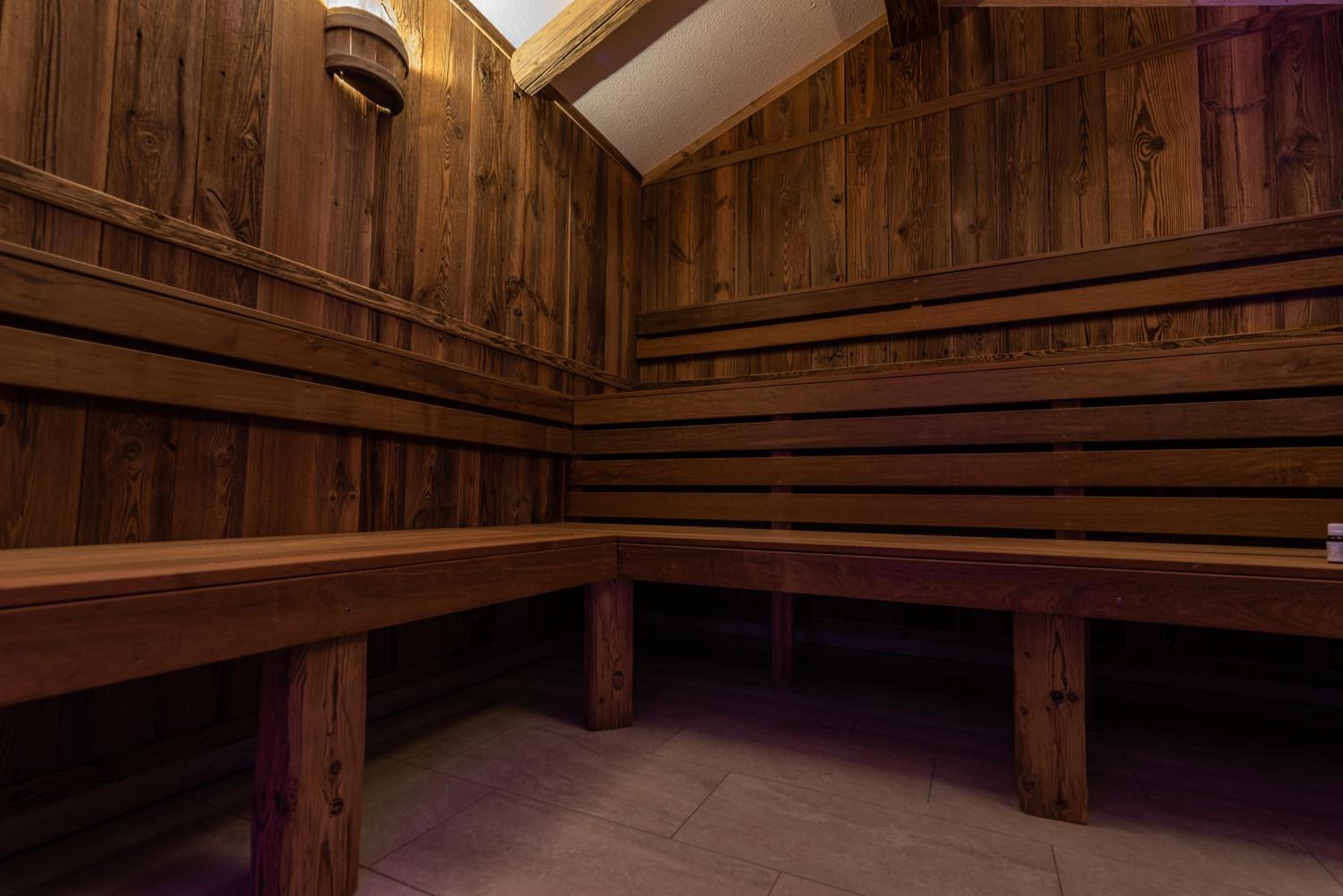 A CASA Rubin Chalet & Studio Resort