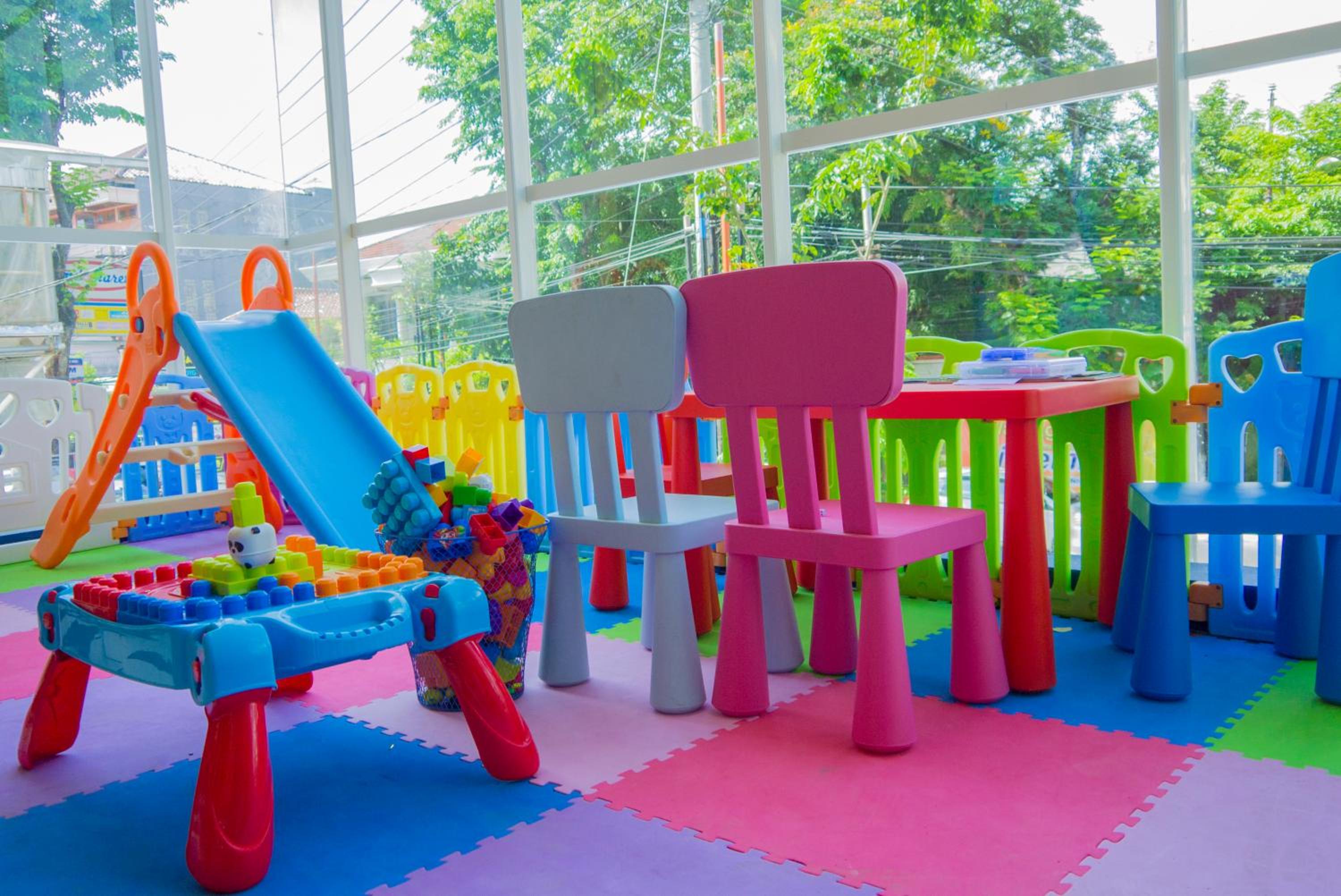 Radja Art and Boutique Hotel Simpang Lima